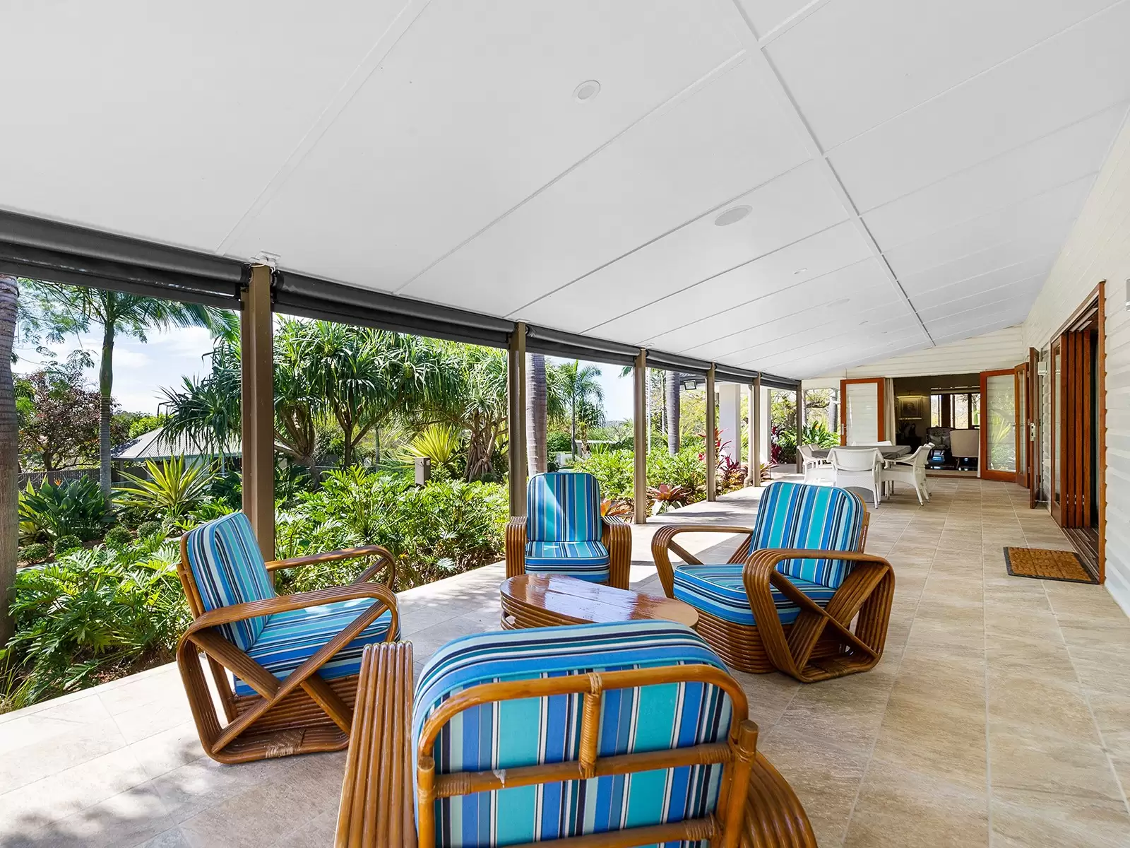 38 Annabel Street, Kenmore Sold by Queensland Sotheby's International Realty - image 1