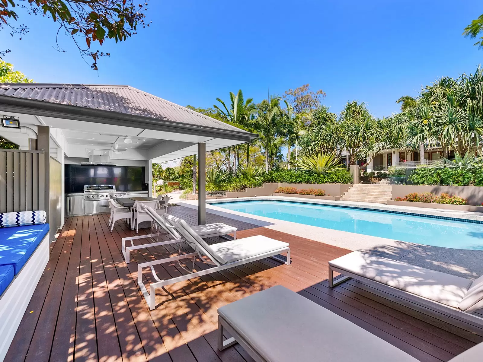 38 Annabel Street, Kenmore Sold by Queensland Sotheby's International Realty - image 1