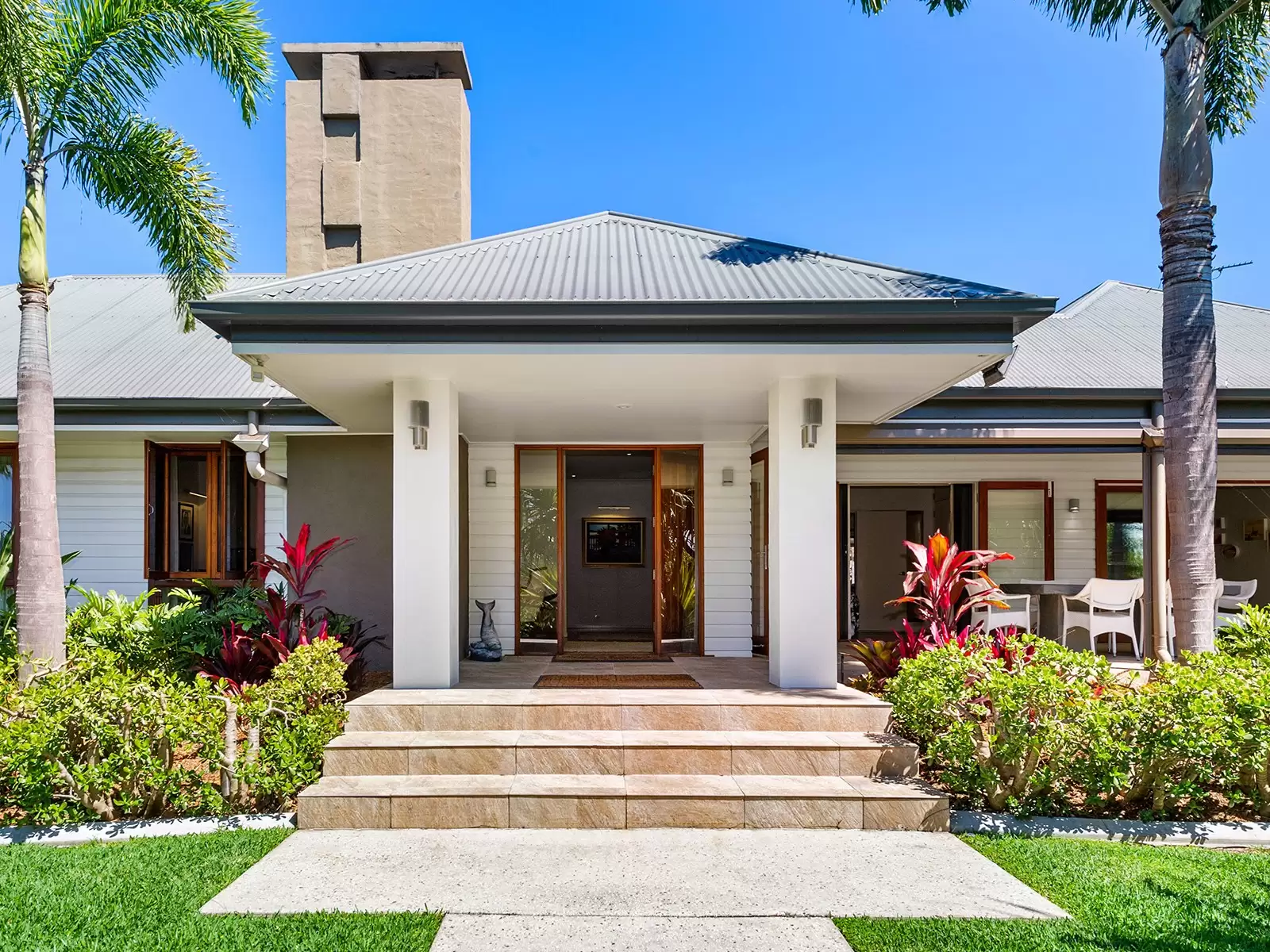 38 Annabel Street, Kenmore Sold by  - image 1