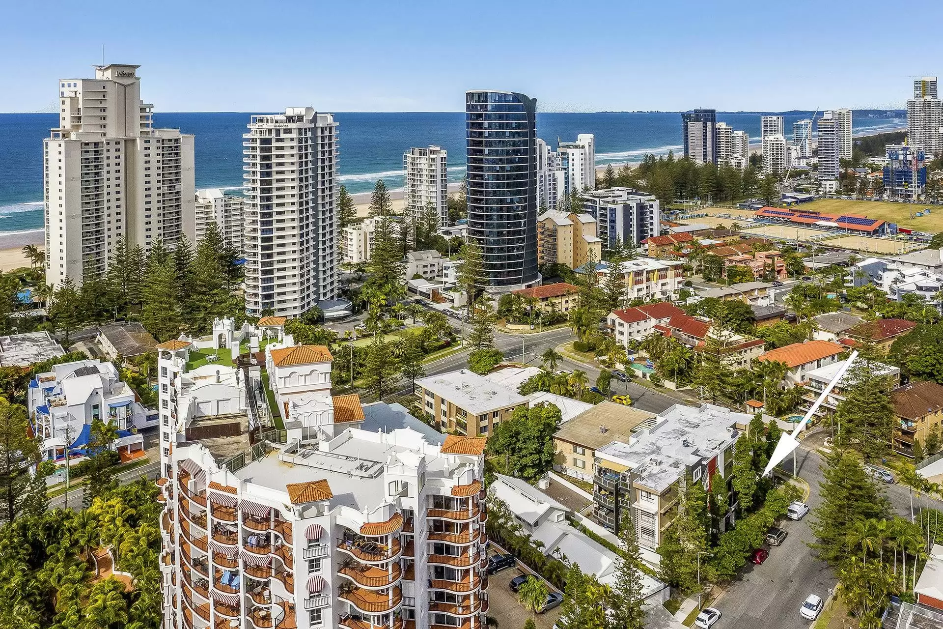 3/3-5 Beach Parade, Surfers Paradise Sold by Queensland Sotheby's International Realty - image 1