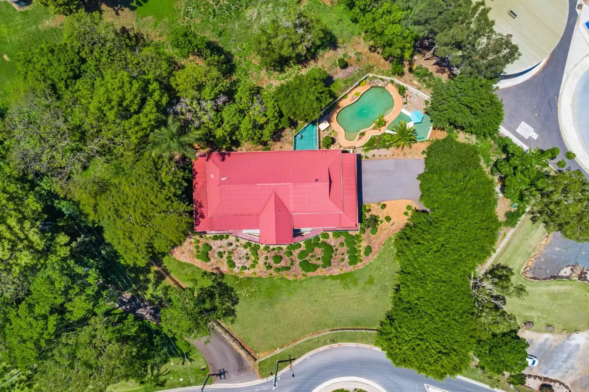 311 Terranora Road, Banora Point Sold by Queensland Sotheby's International Realty - image 1
