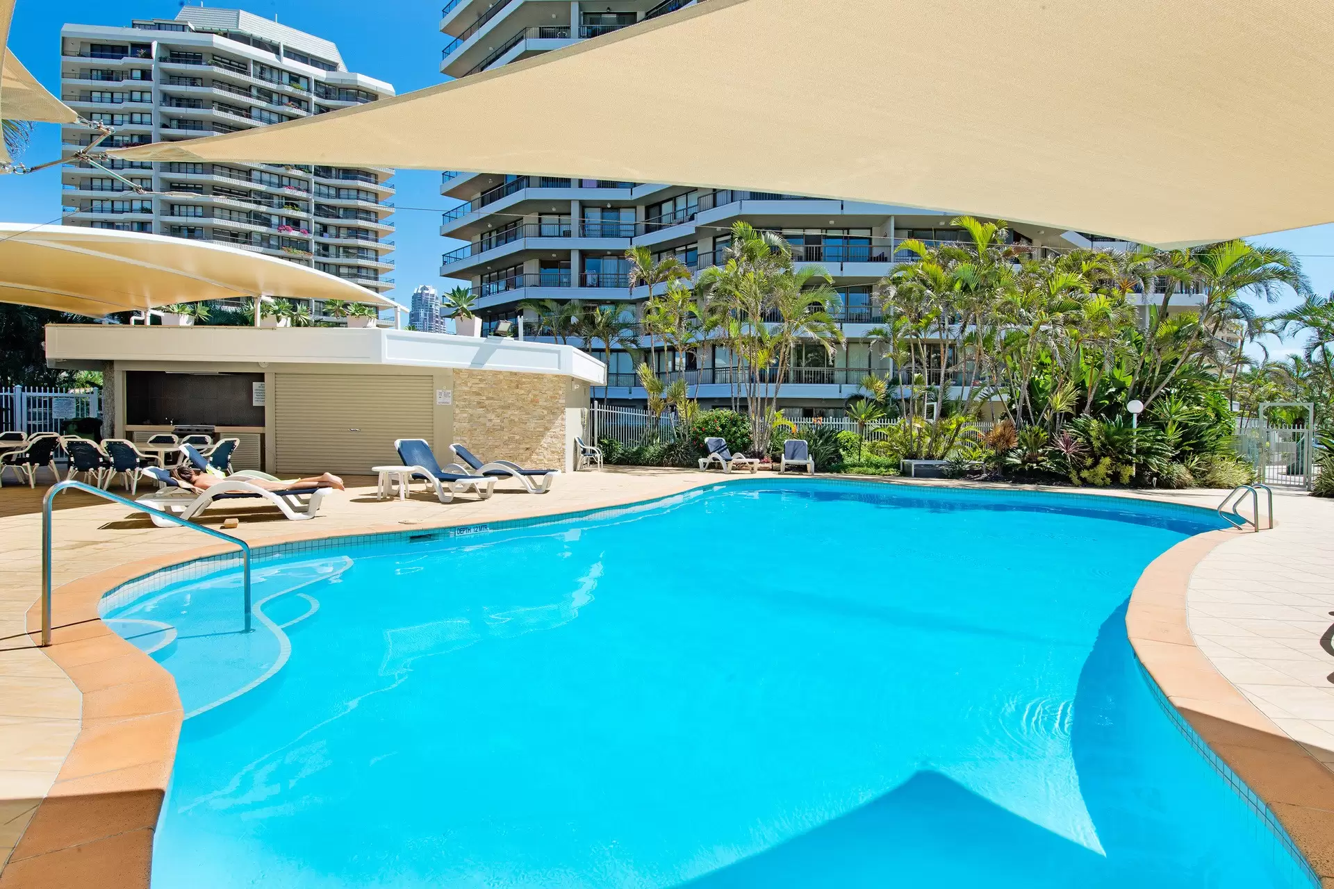 Level 21/85/3554 Main Beach Parade, Main Beach Sold by Queensland Sotheby's International Realty - image 1
