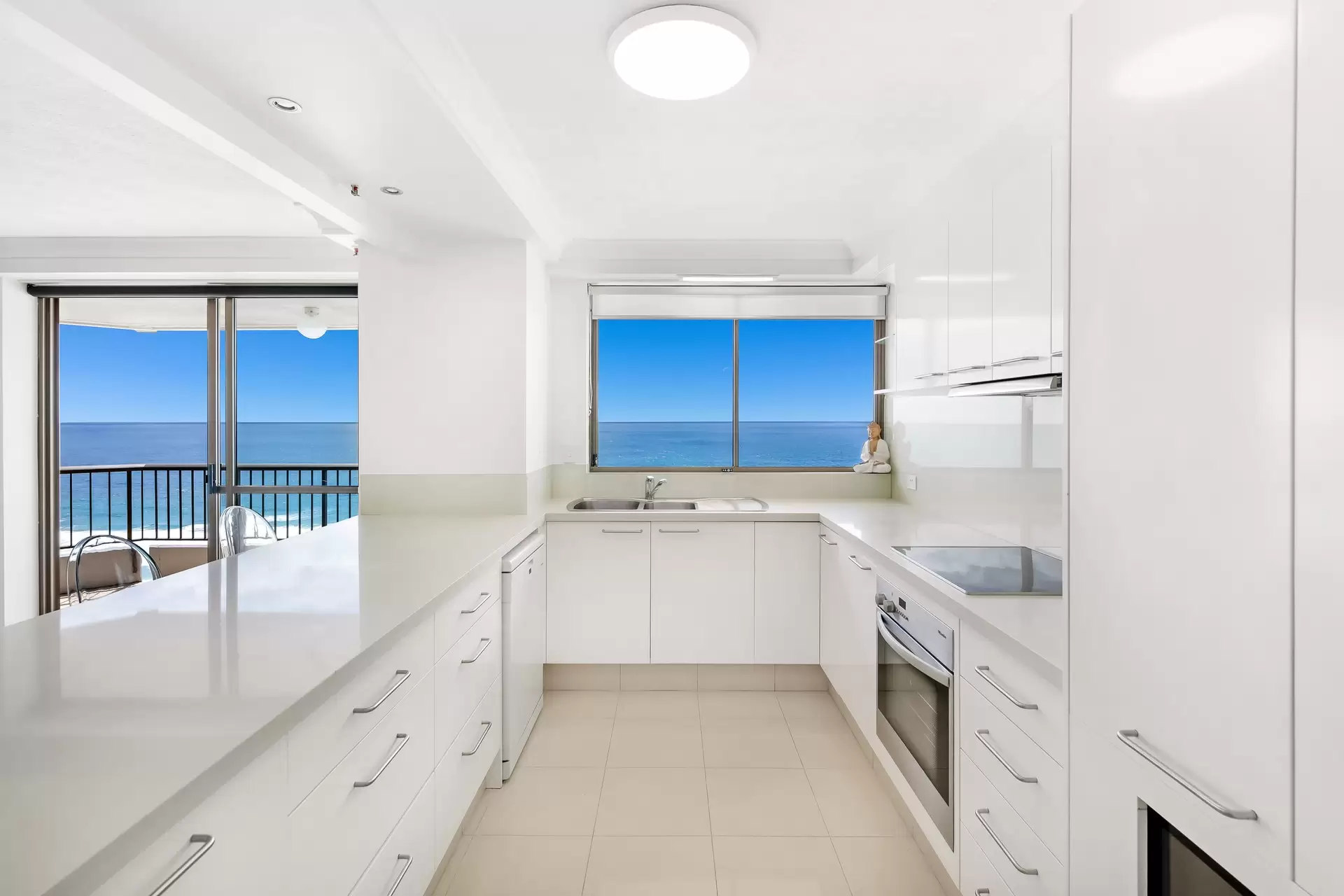Level 21/85/3554 Main Beach Parade, Main Beach Sold by Queensland Sotheby's International Realty - image 1