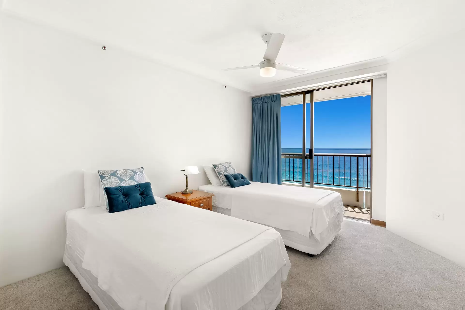 Level 21/85/3554 Main Beach Parade, Main Beach Sold by Queensland Sotheby's International Realty - image 1