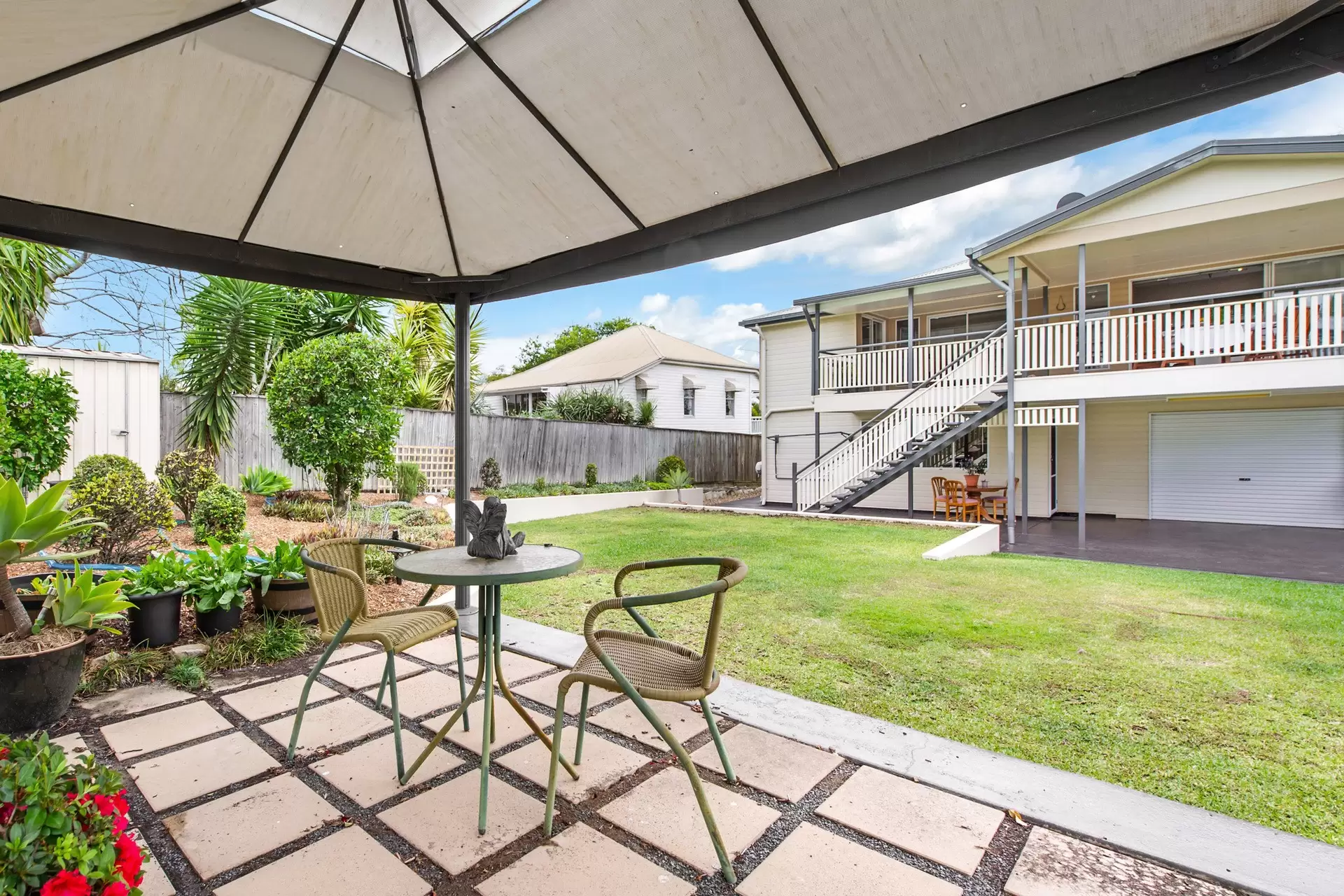 107 Rose Street, Wooloowin Sold by Queensland Sotheby's International Realty - image 1