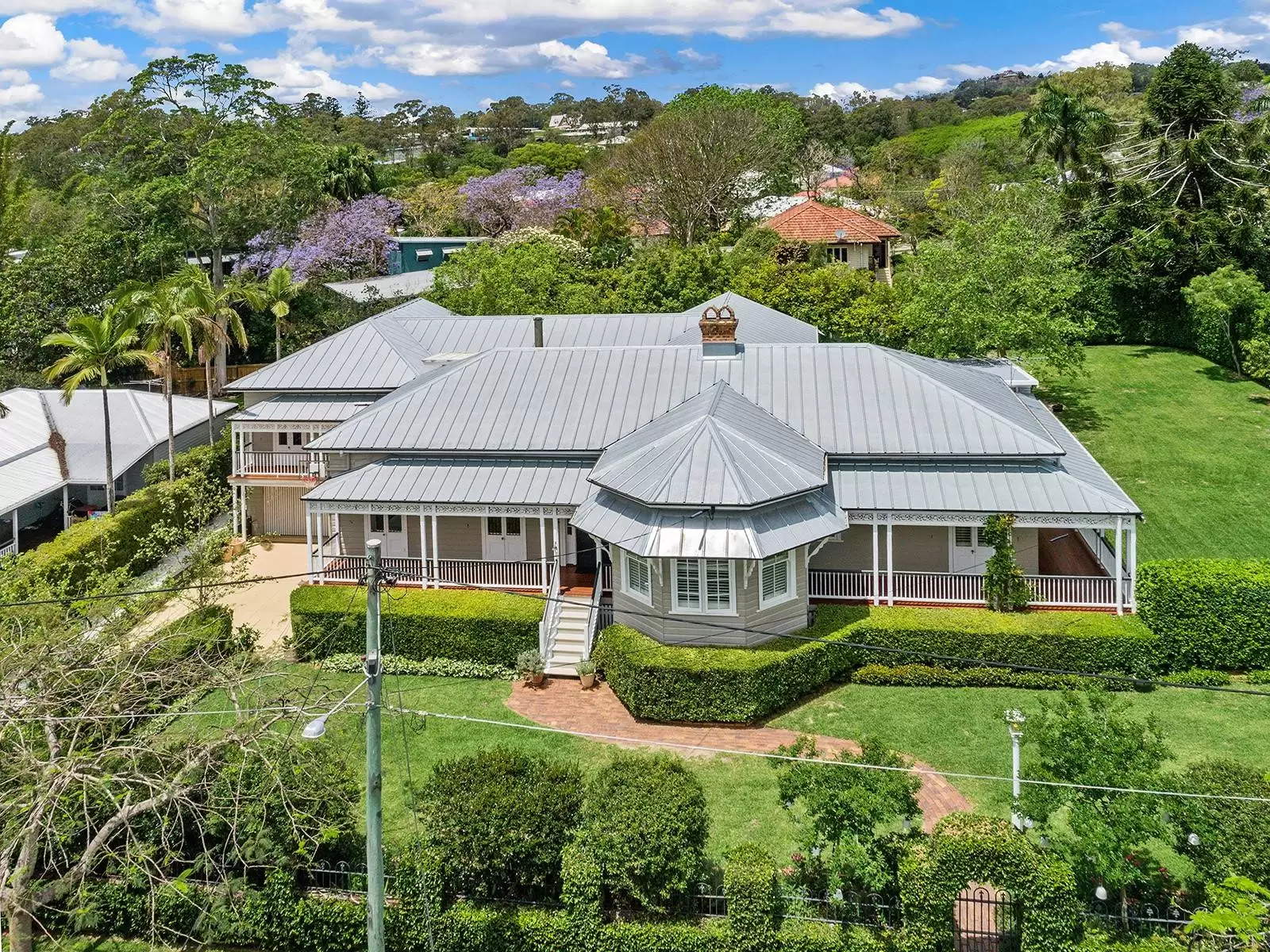 15 Moonya Street, Bardon Sold by Queensland Sotheby's International Realty - image 1