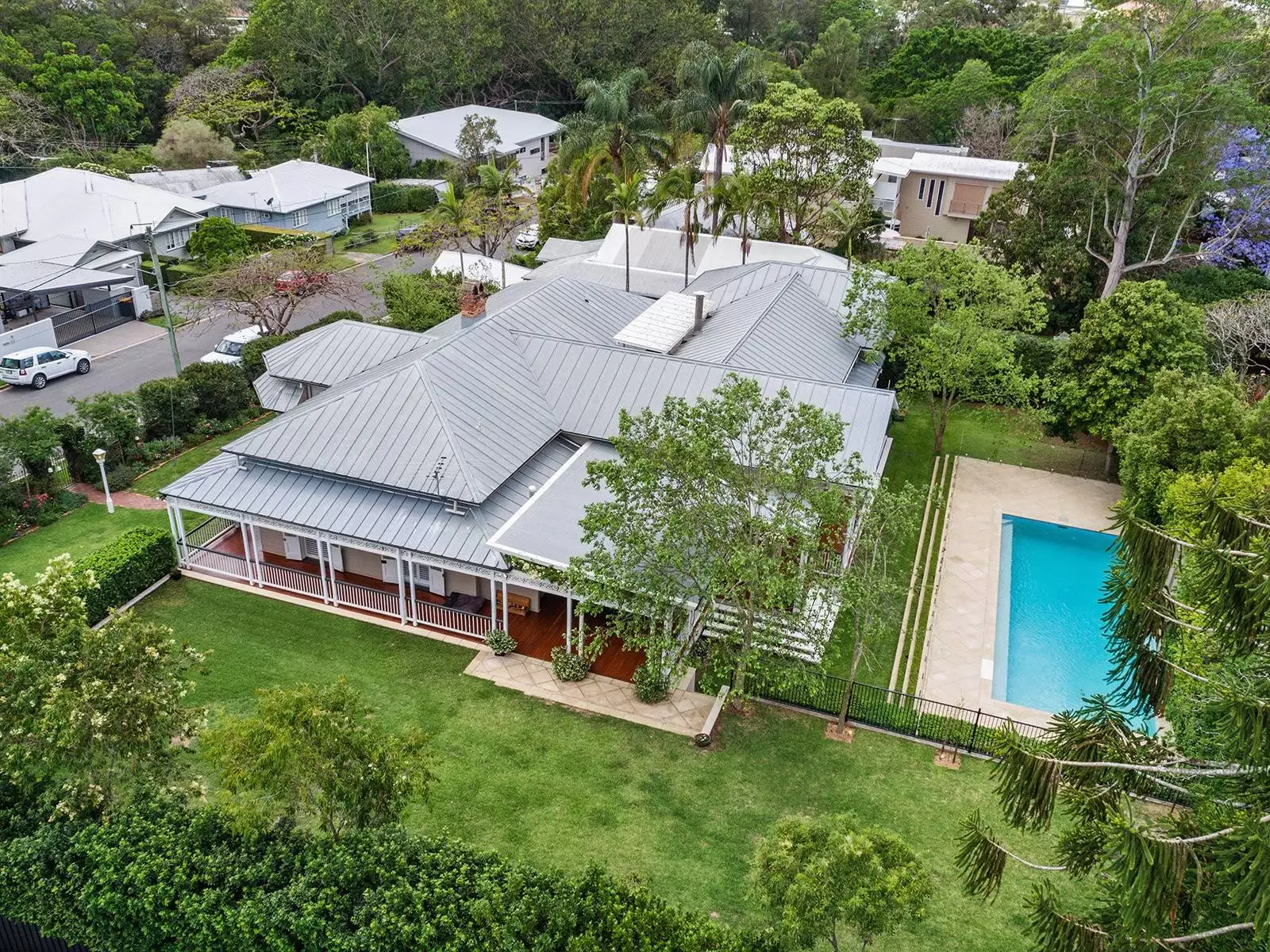 15 Moonya Street, Bardon Sold by Queensland Sotheby's International Realty - image 1