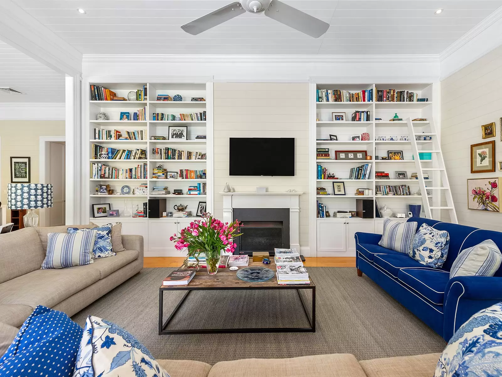 15 Moonya Street, Bardon Sold by Queensland Sotheby's International Realty - image 1