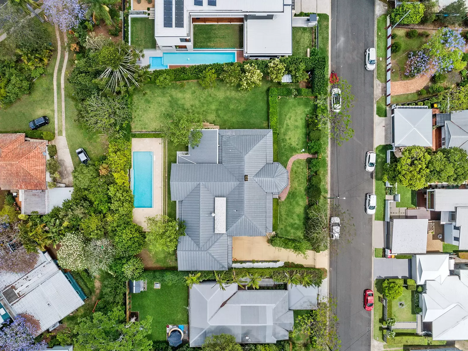 15 Moonya Street, Bardon Sold by Queensland Sotheby's International Realty - image 1