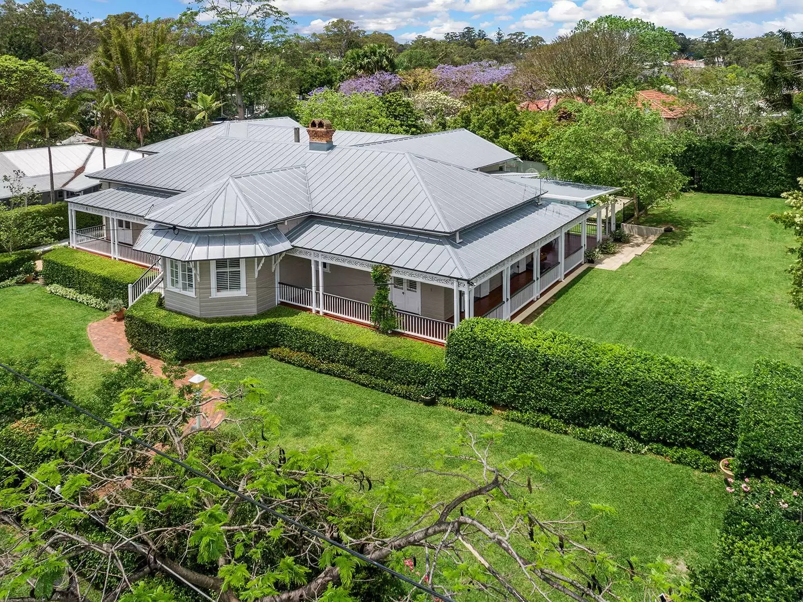 15 Moonya Street, Bardon Sold by Queensland Sotheby's International Realty - image 1