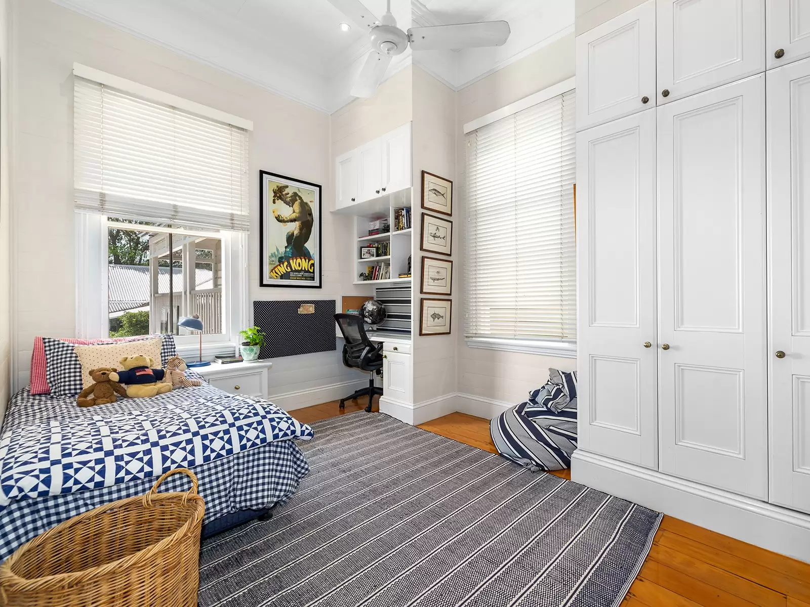 15 Moonya Street, Bardon Sold by Queensland Sotheby's International Realty - image 1