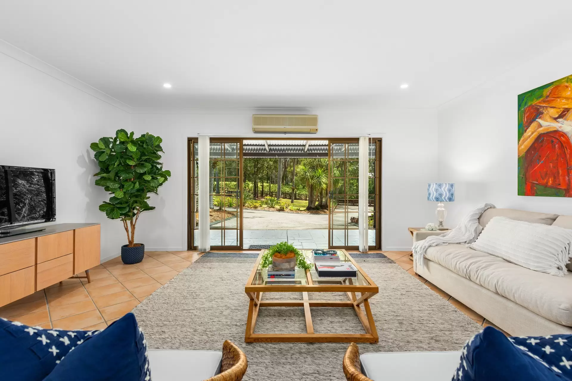 96 Eastwood Street, Chandler Sold by Queensland Sotheby's International Realty - image 1