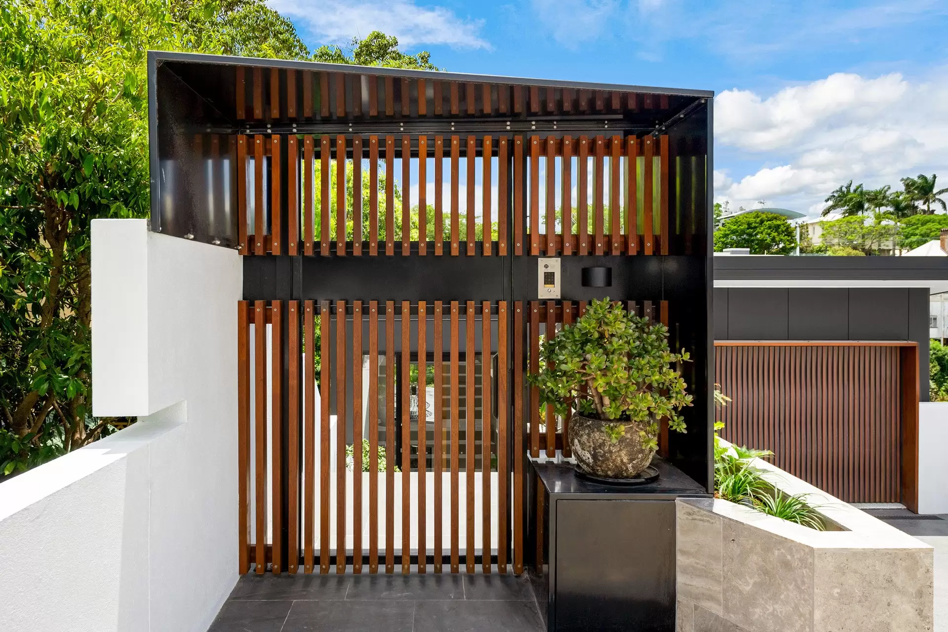 91 Hillside Crescent, Hamilton Sold by  - image 1