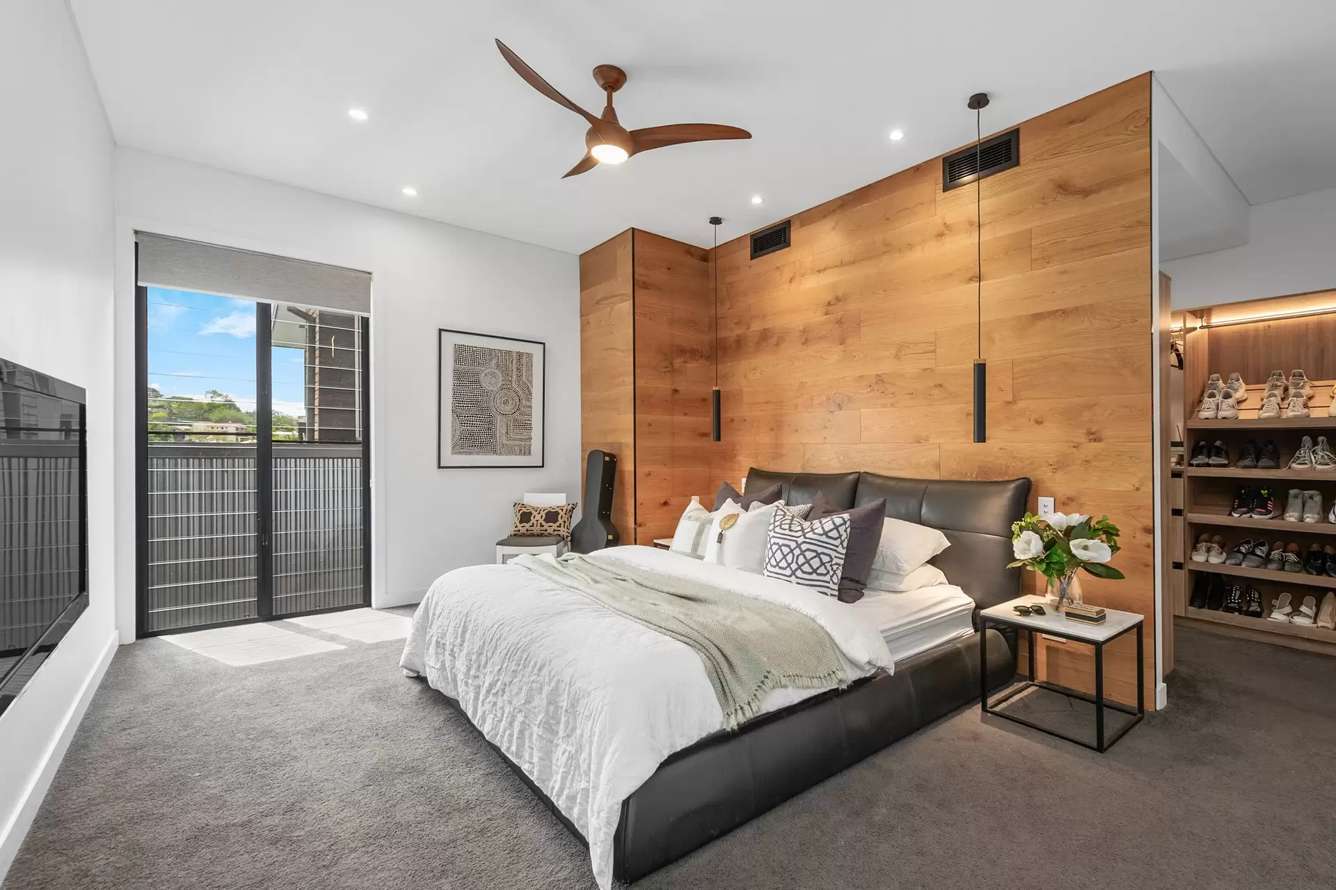 91 Hillside Crescent, Hamilton Sold by Queensland Sotheby's International Realty - image 1