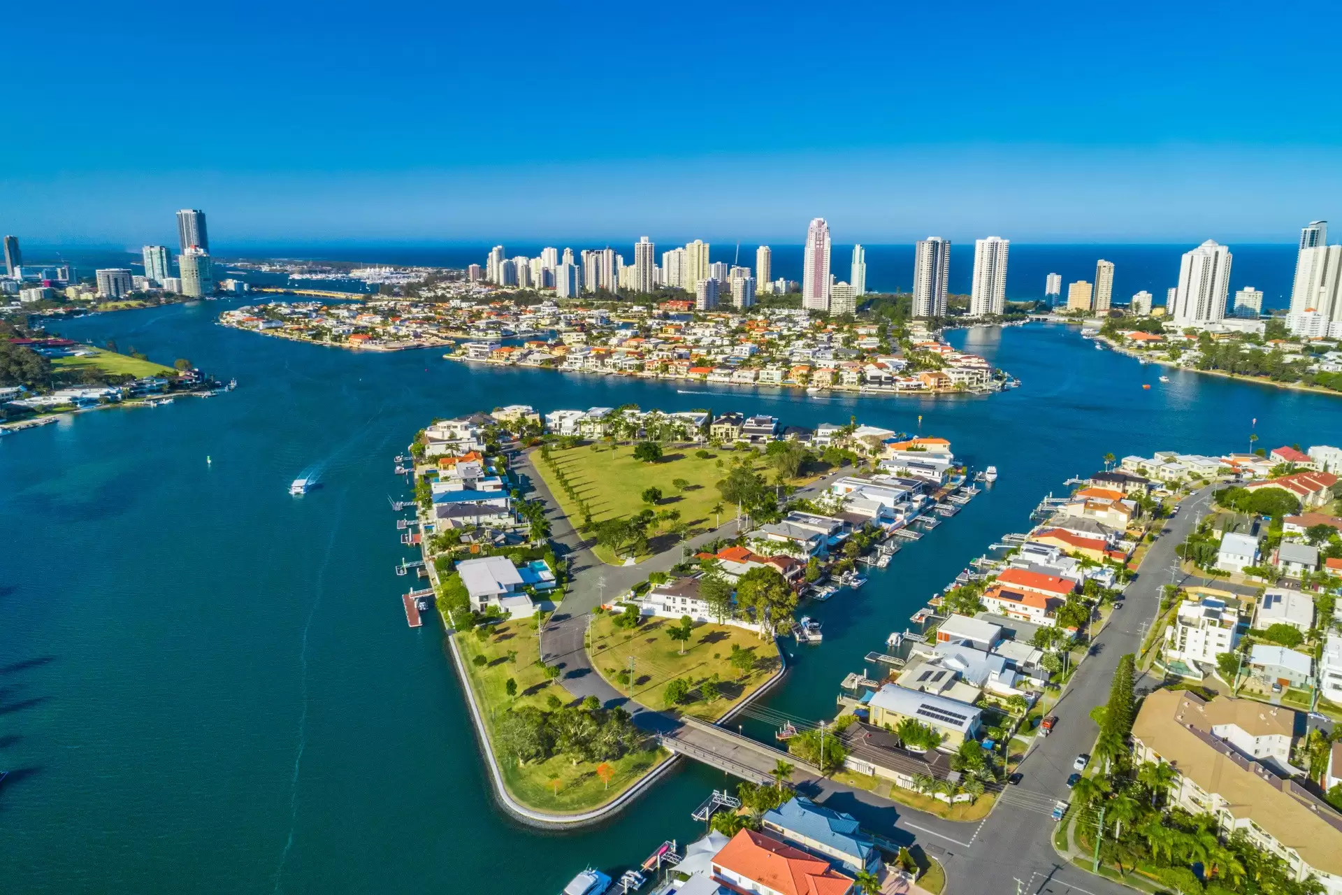 35 Southern Cross Drive, Surfers Paradise Sold by Queensland Sotheby's International Realty - image 1