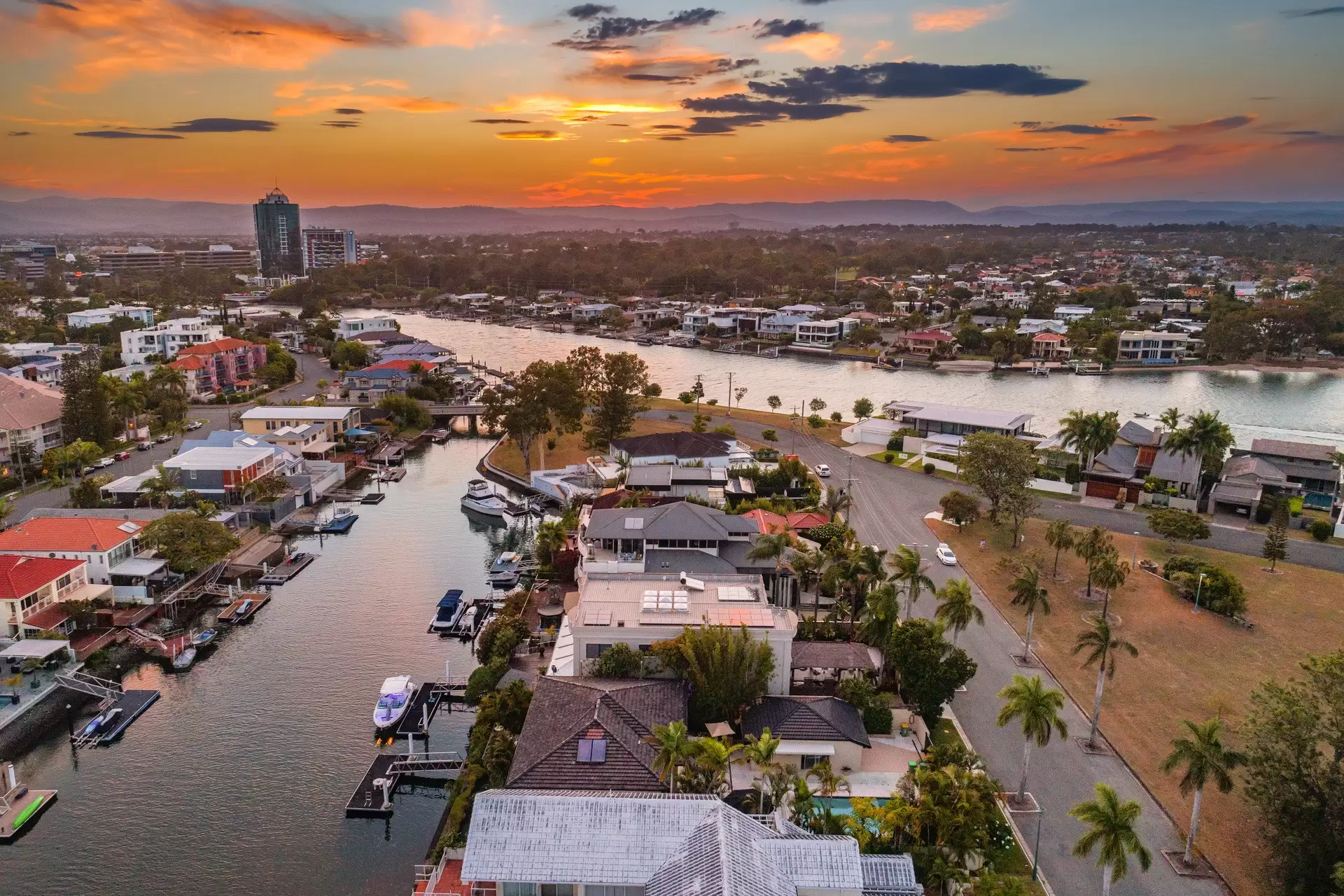 35 Southern Cross Drive, Surfers Paradise Sold by Queensland Sotheby's International Realty - image 1