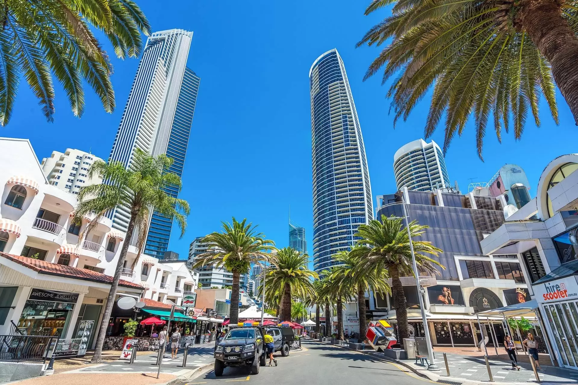 24802/3113 Surfers Paradise Boulevard, Surfers Paradise Sold by Queensland Sotheby's International Realty - image 1