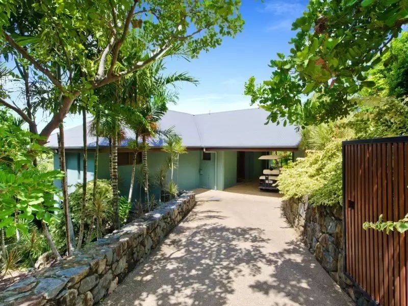 3/10 Whitsunday Boulevard, Hamilton Island Sold by Queensland Sotheby's International Realty - image 1