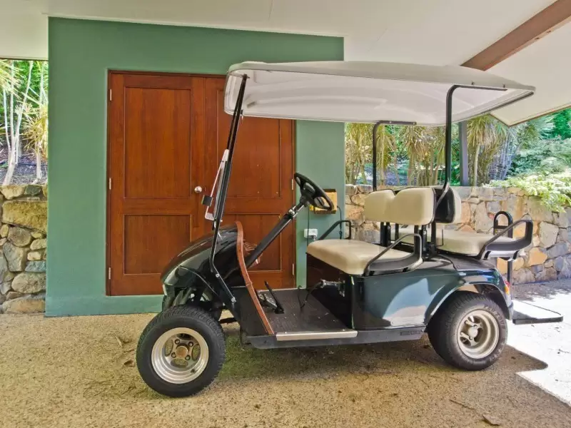 3/10 Whitsunday Boulevard, Hamilton Island Sold by Queensland Sotheby's International Realty - image 1