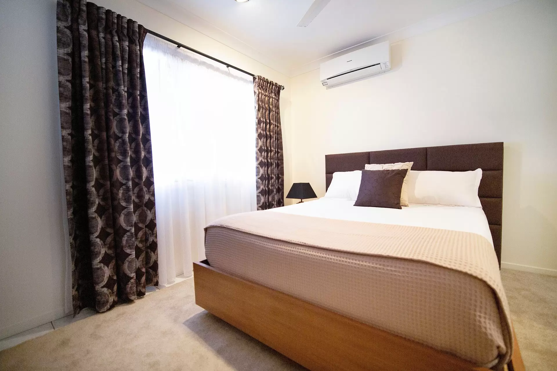 10 Baxter Avenue, Brisk Bay Sold by Queensland Sotheby's International Realty - image 1