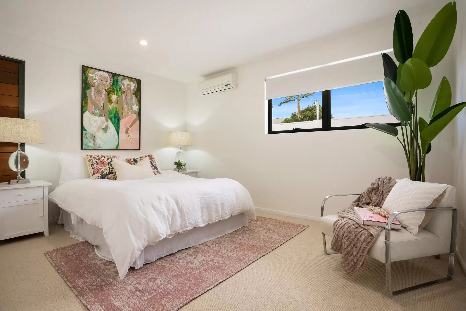 66 Rapallo Avenue, Isle Of Capri Sold by Queensland Sotheby's International Realty - image 1
