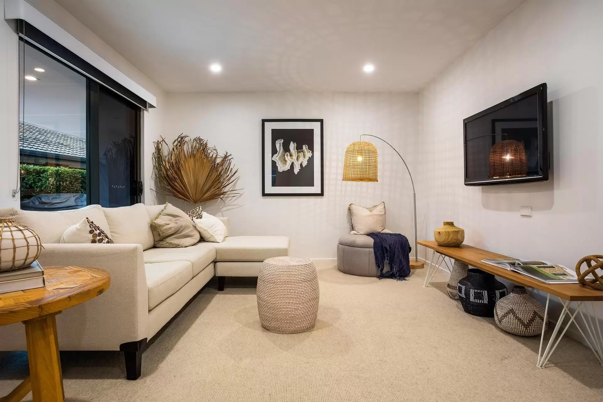 66 Rapallo Avenue, Isle Of Capri Sold by Queensland Sotheby's International Realty - image 1