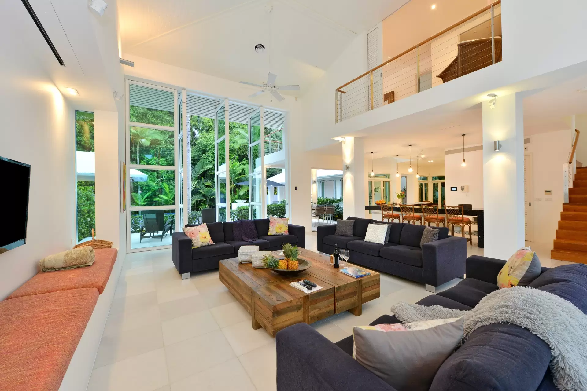 19 Beachfront Mirage Drive, Port Douglas Sold by Queensland Sotheby's International Realty - image 1