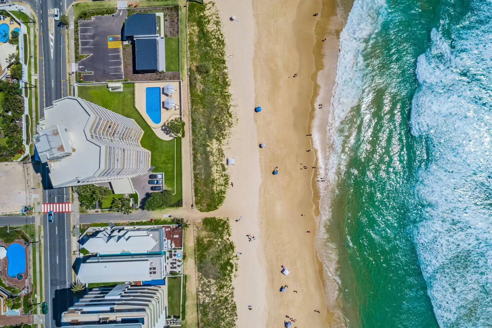 11C/3545 Main Beach Parade, Main Beach Sold by  - image 1