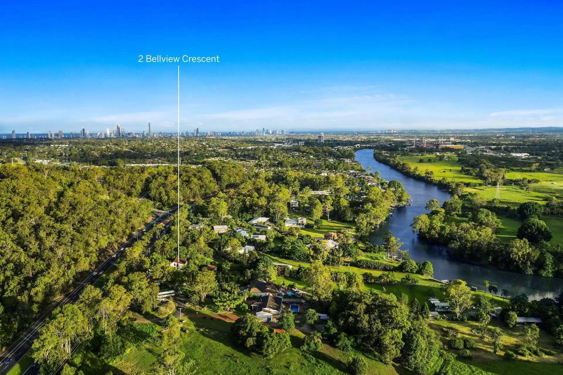 2 Bellview Crescent, Ashmore Sold by Queensland Sotheby's International Realty - image 1