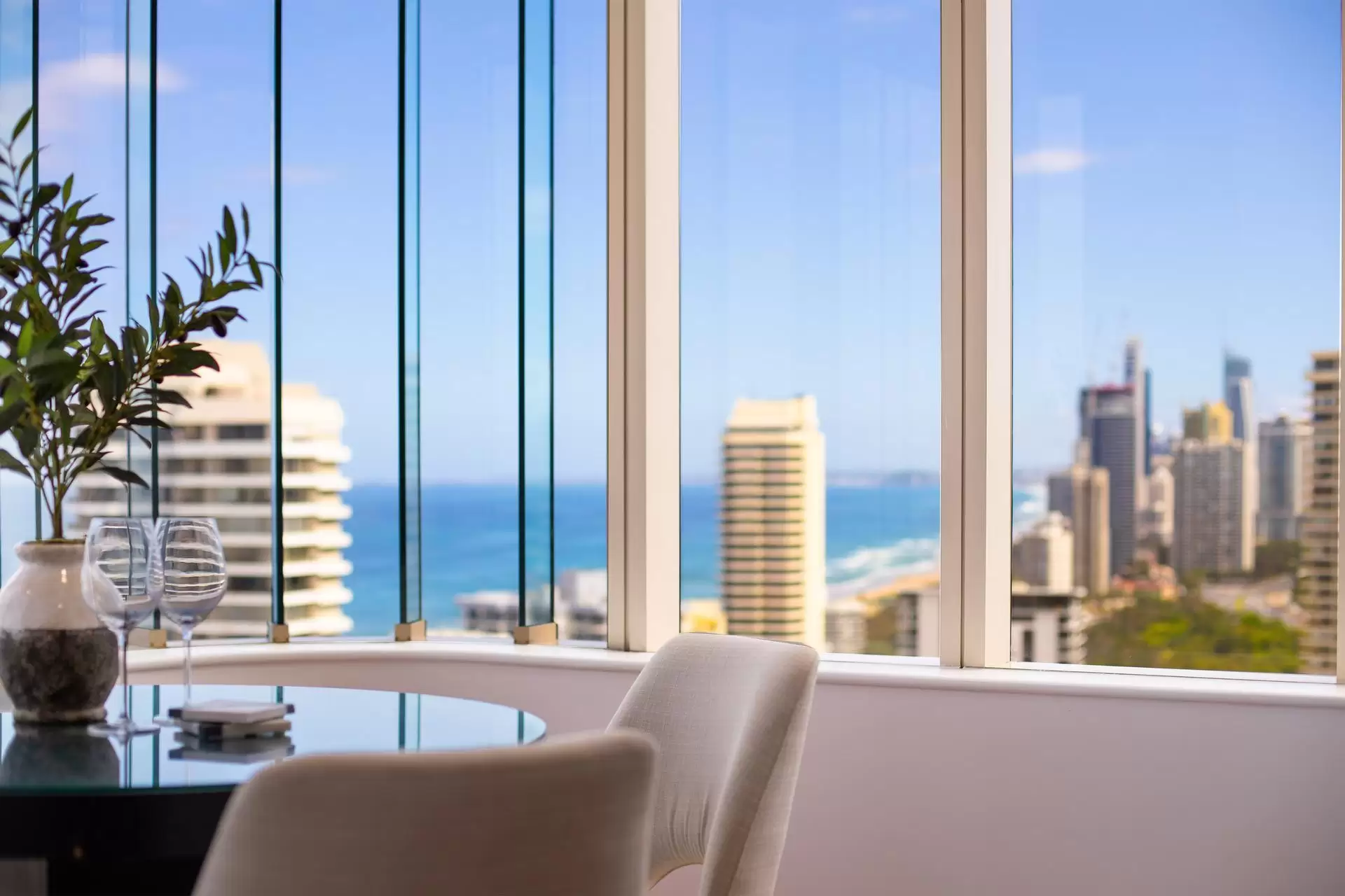 2801/1 Peak Avenue, Main Beach Sold by Queensland Sotheby's International Realty - image 1