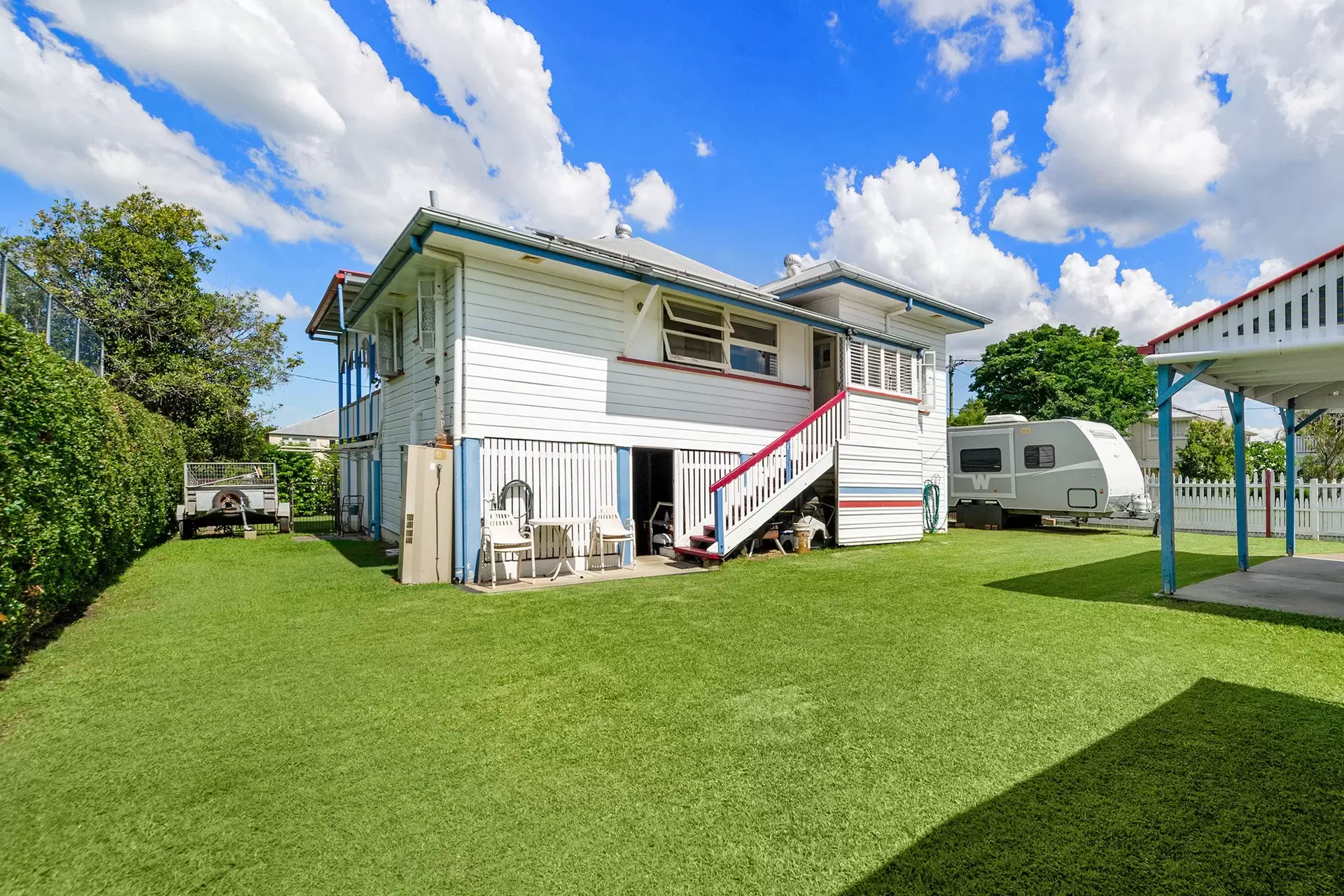 7 Henry Street, Clayfield Sold by Queensland Sotheby's International Realty - image 1