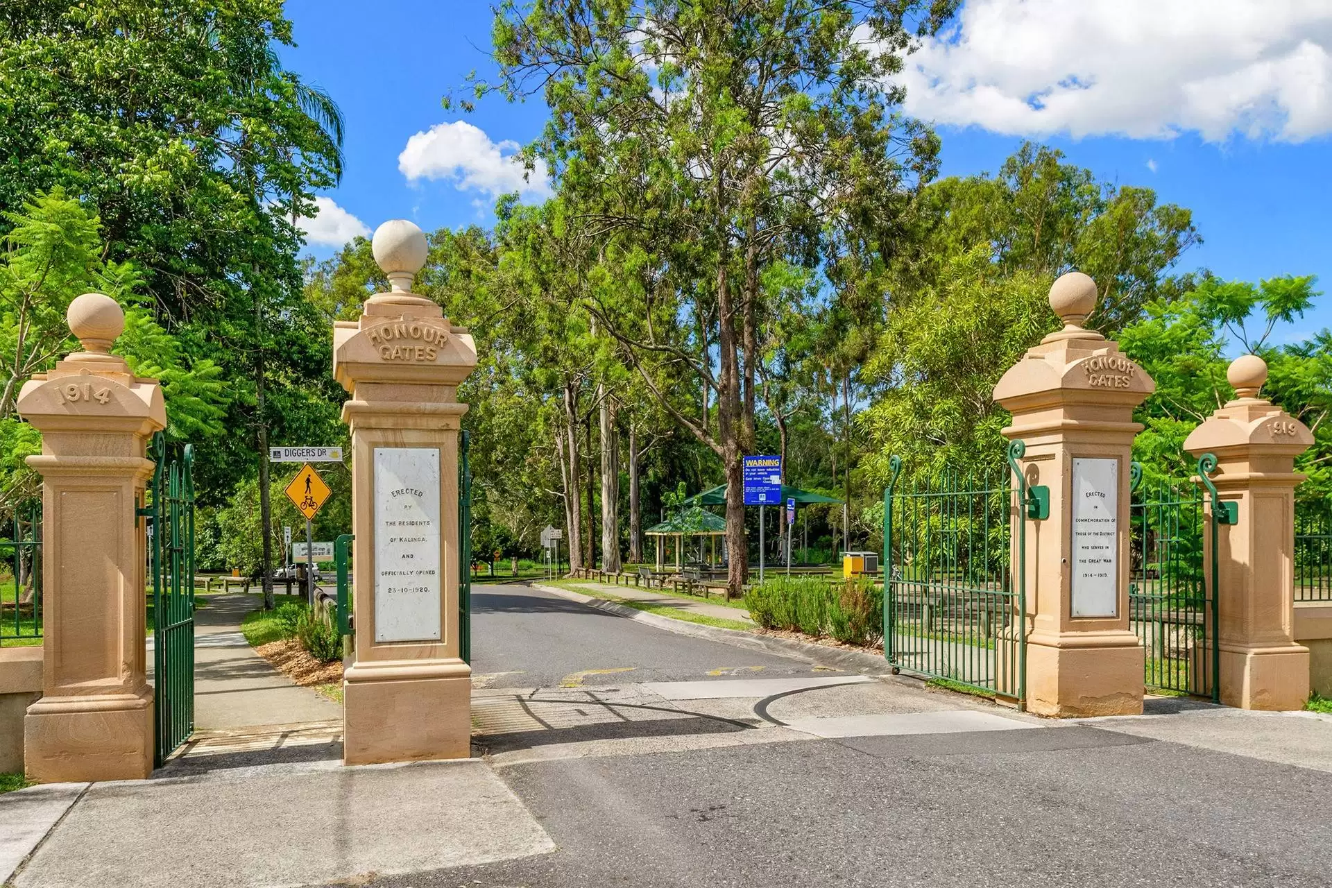 7 Henry Street, Clayfield Sold by Queensland Sotheby's International Realty - image 1