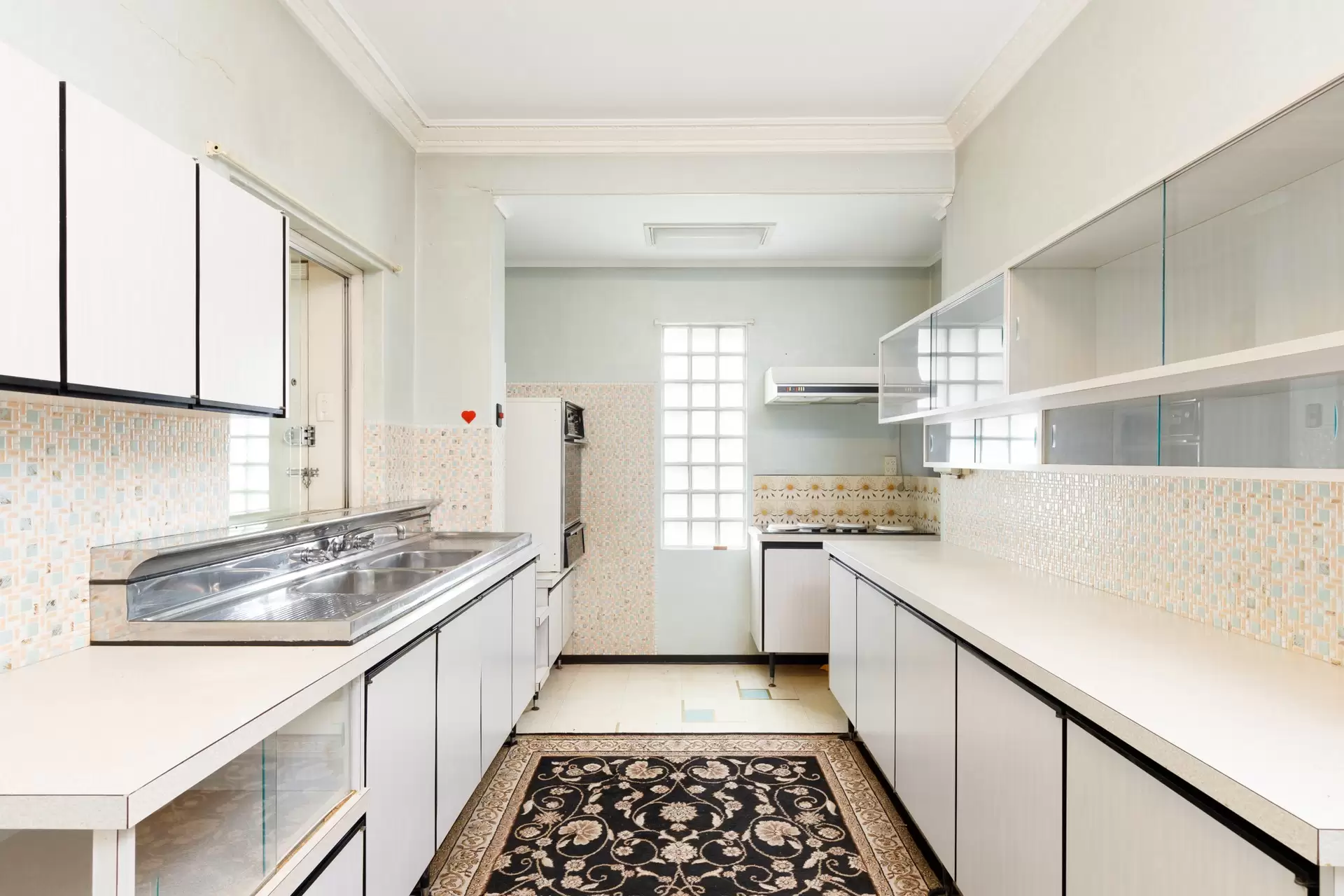 114 Sexton Street, Tarragindi Sold by Queensland Sotheby's International Realty - image 1