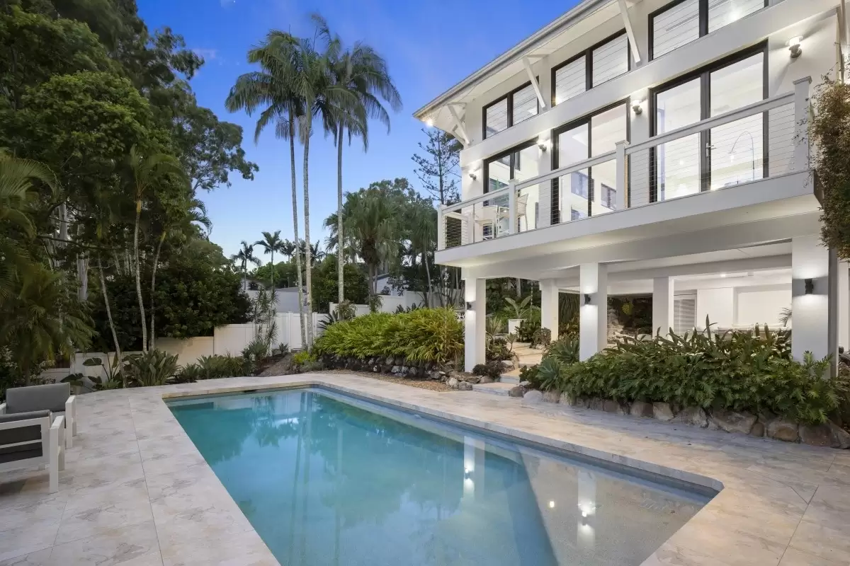 25 Bellara Street, Ashmore Sold by Queensland Sotheby's International Realty - image 1