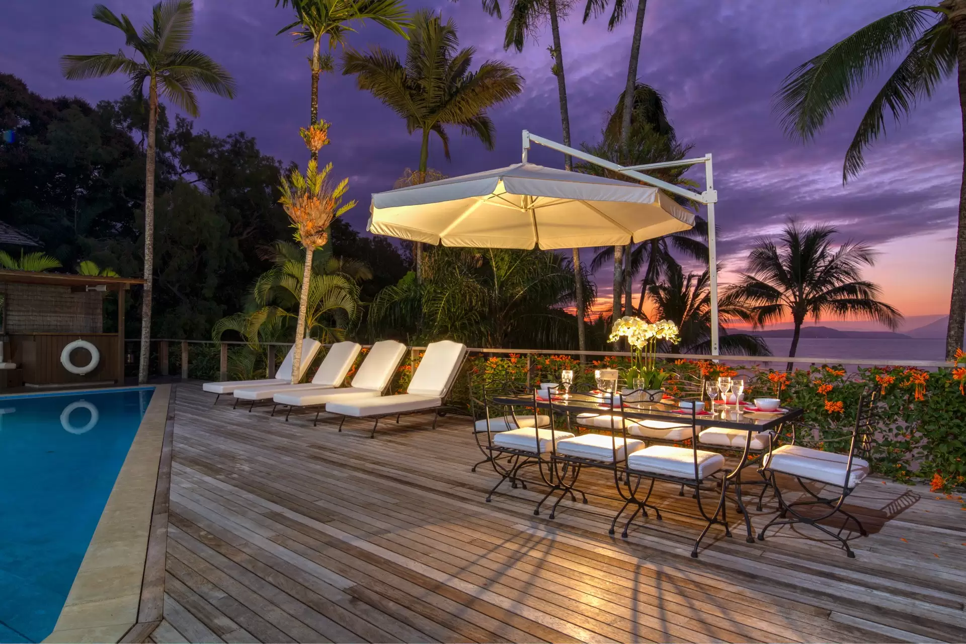 15 Wharf Street, Port Douglas Sold by Queensland Sotheby's International Realty - image 1