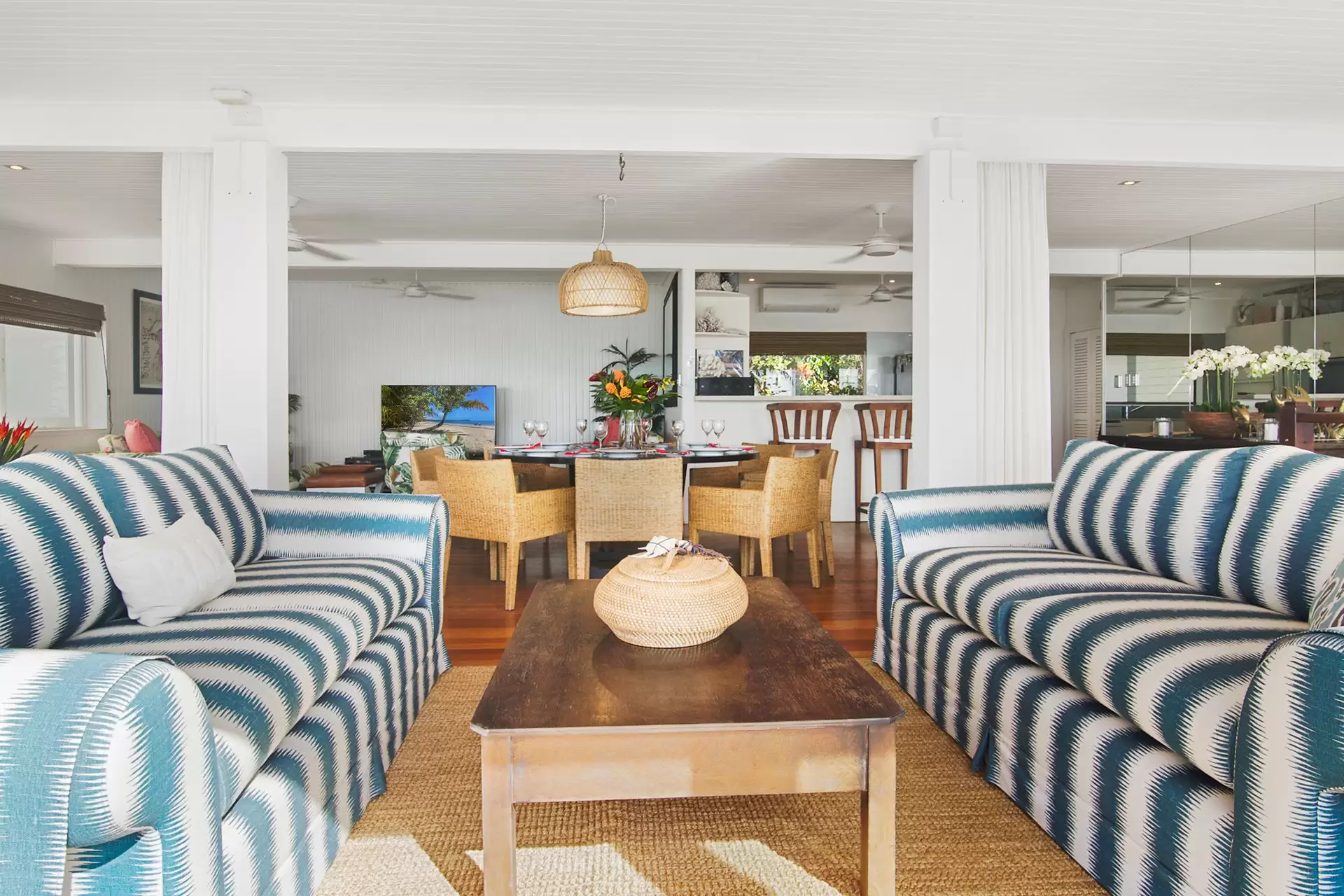 15 Wharf Street, Port Douglas Sold by Queensland Sotheby's International Realty - image 1