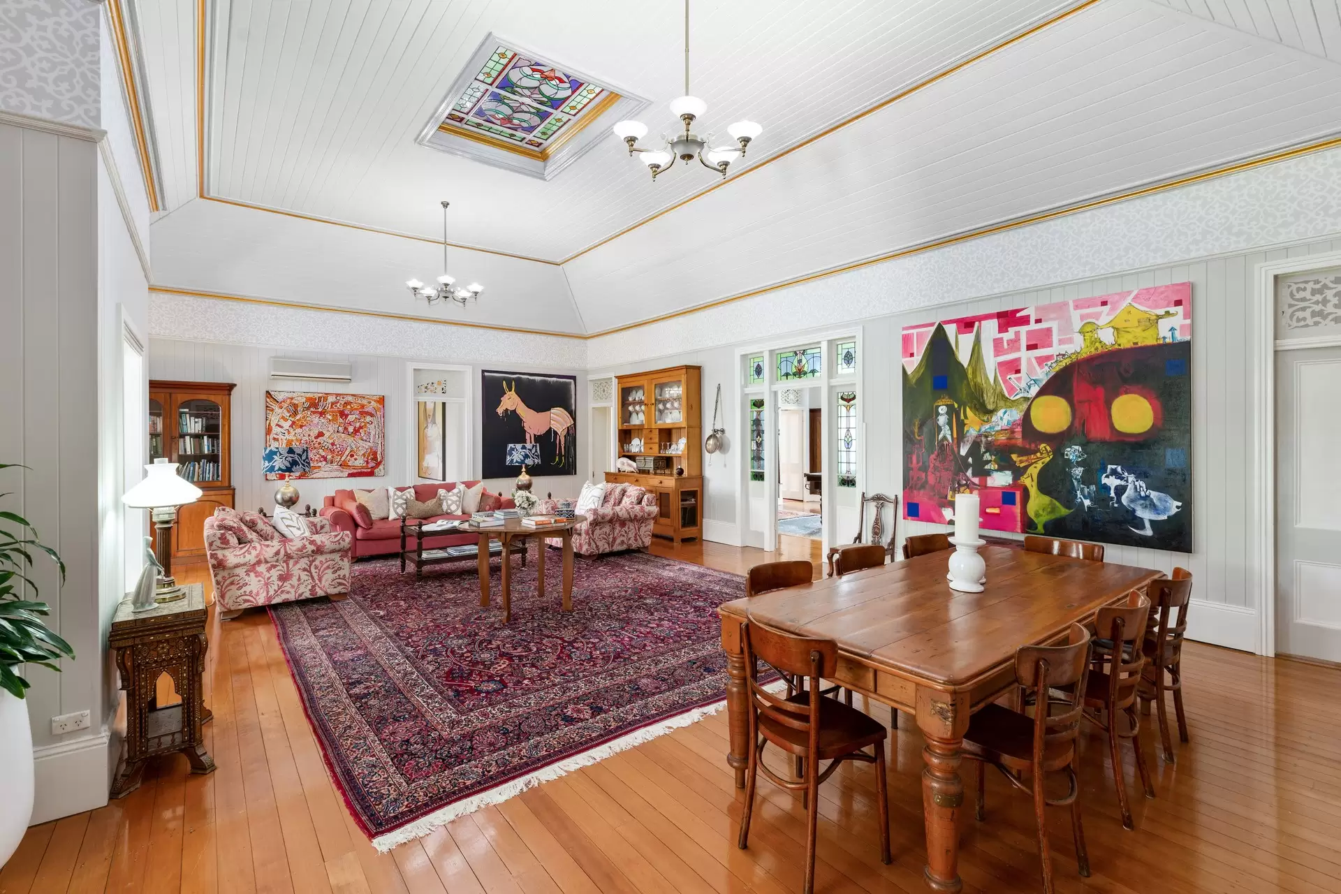 107 Kadumba Street, Yeronga Sold by  - image 1