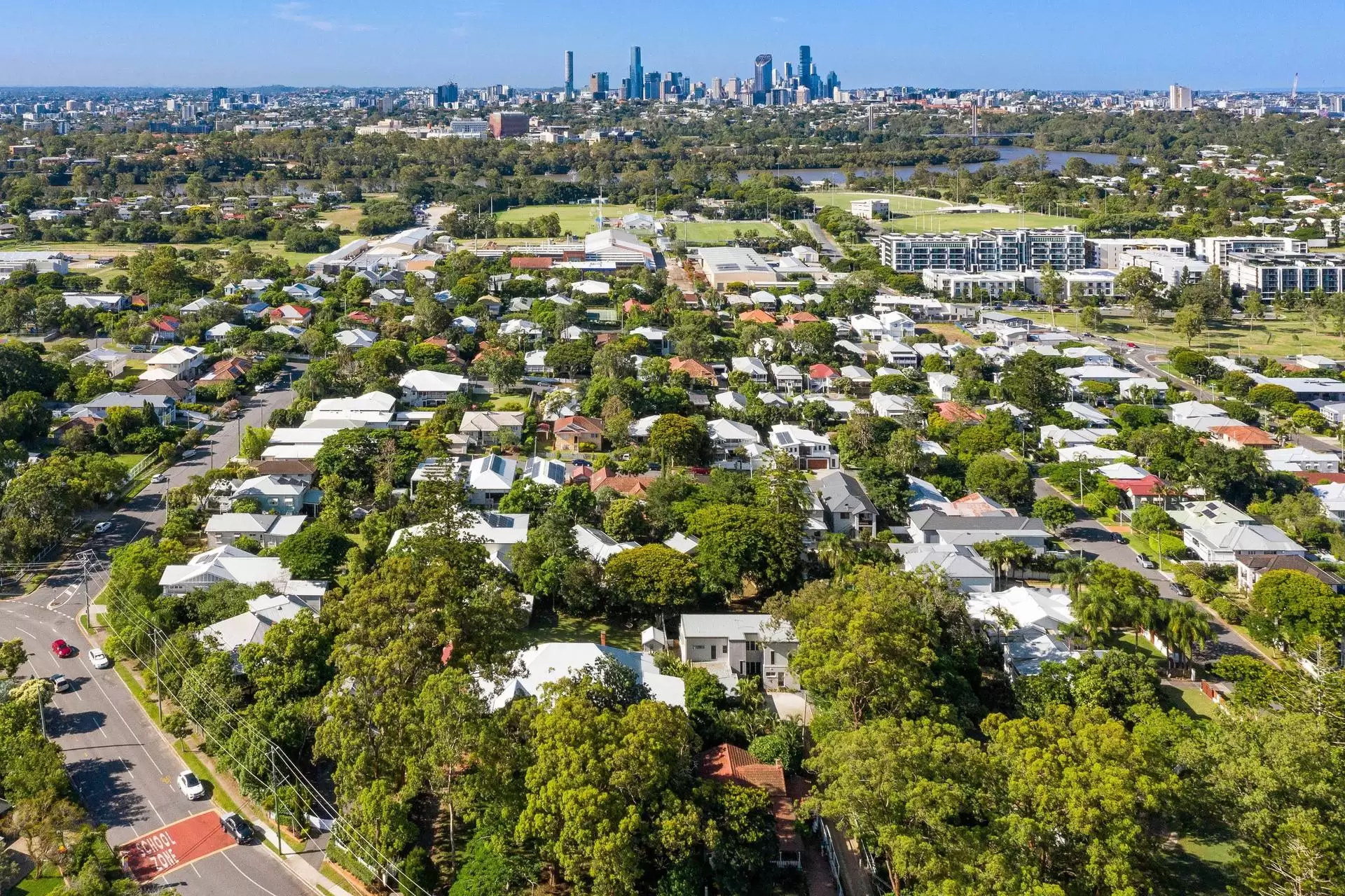 107 Kadumba Street, Yeronga Sold by Queensland Sotheby's International Realty - image 1