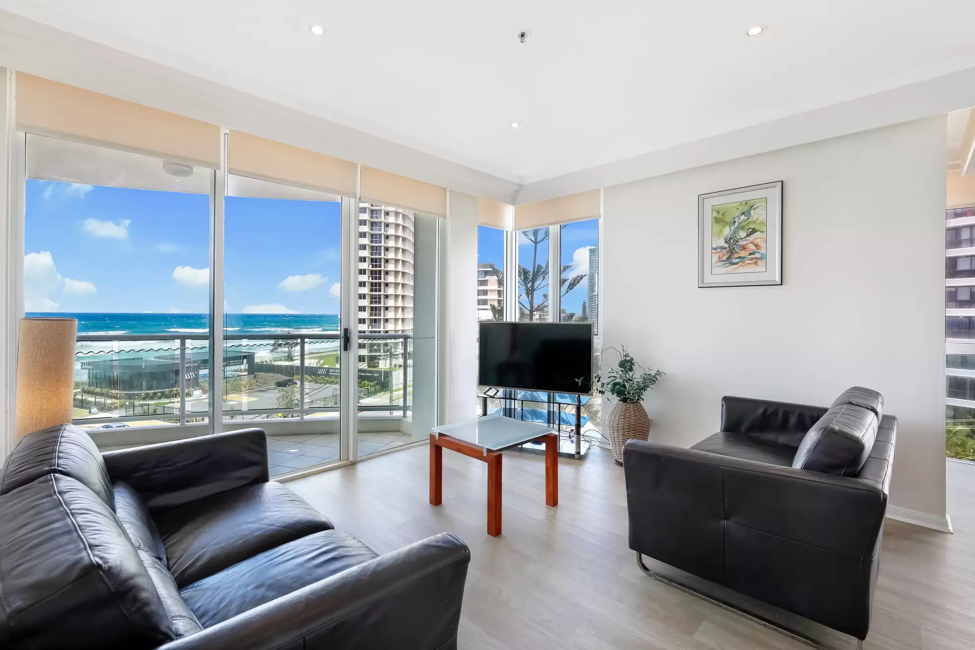 10/5 Woodroffe Avenue, Main Beach Sold by Queensland Sotheby's International Realty - image 1