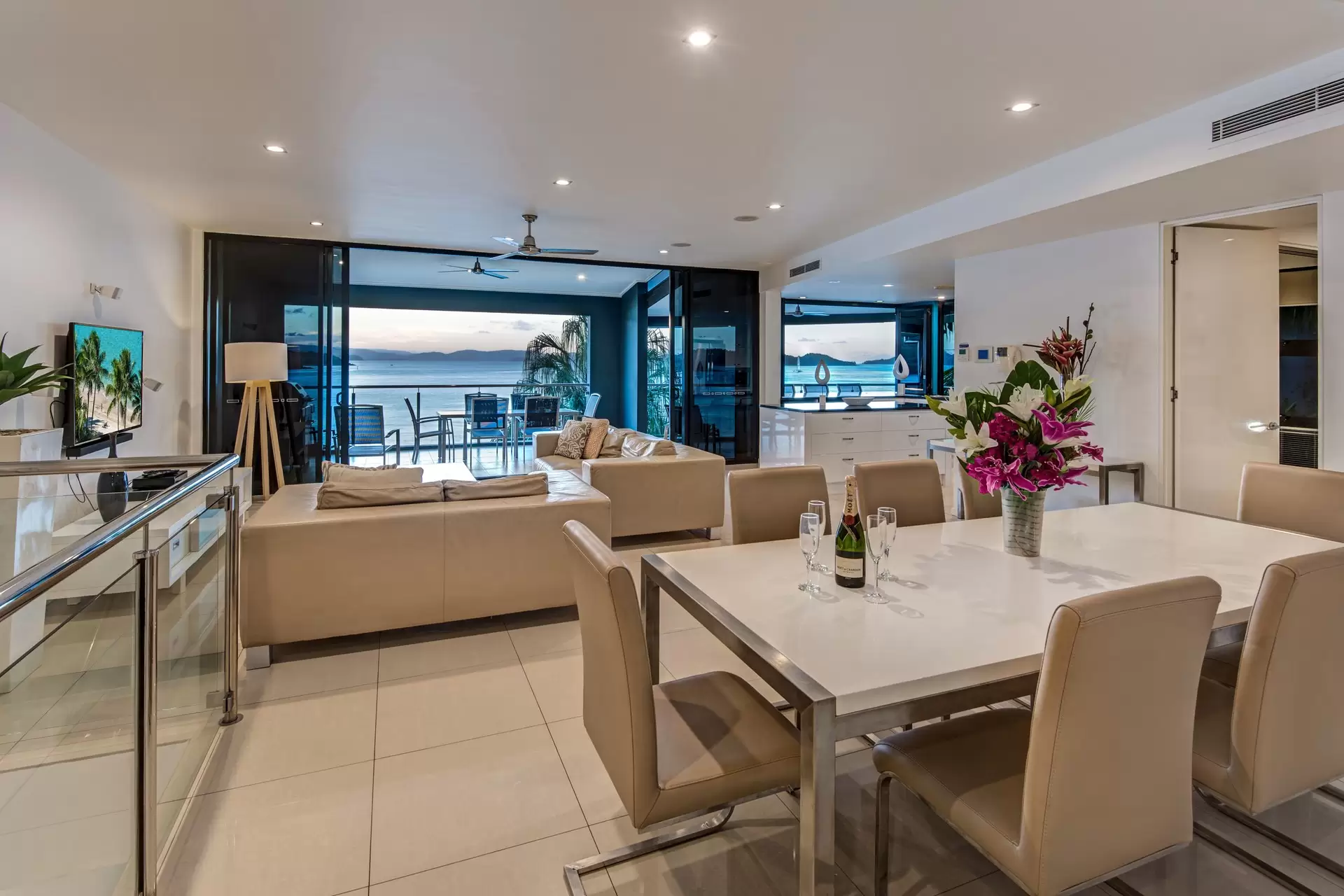 Edge 6/5 Acacia Drive, Hamilton Island Sold by Queensland Sotheby's International Realty - image 1