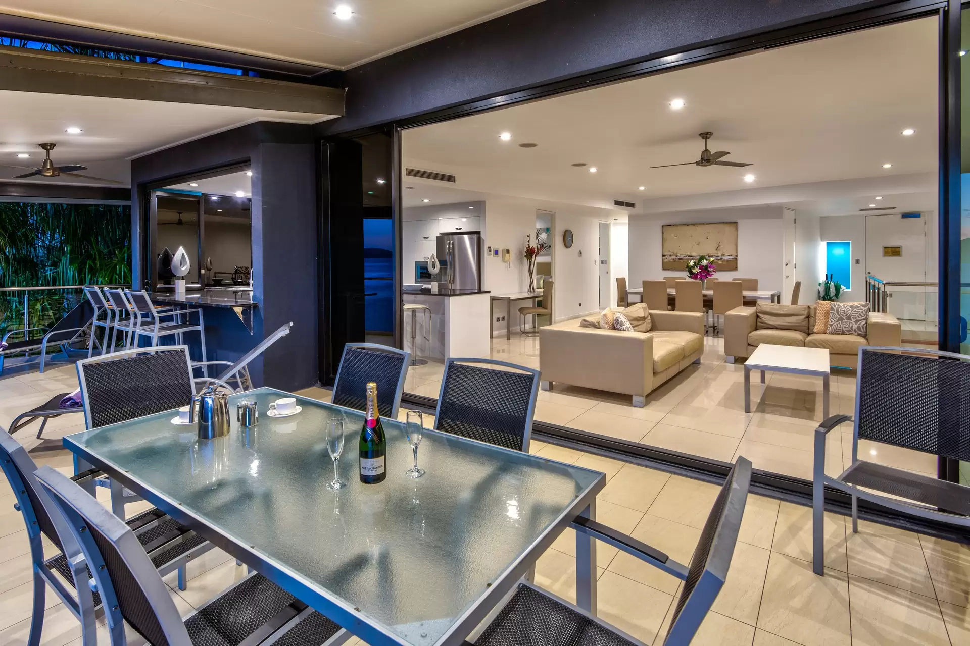 Edge 6/5 Acacia Drive, Hamilton Island Sold by  - image 1