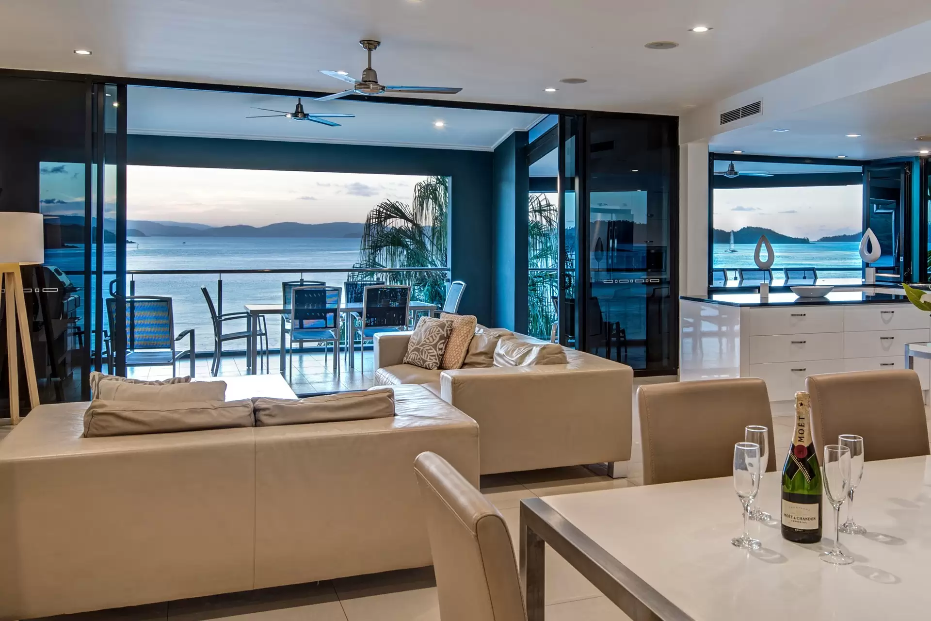 Edge 6/5 Acacia Drive, Hamilton Island Sold by  - image 1