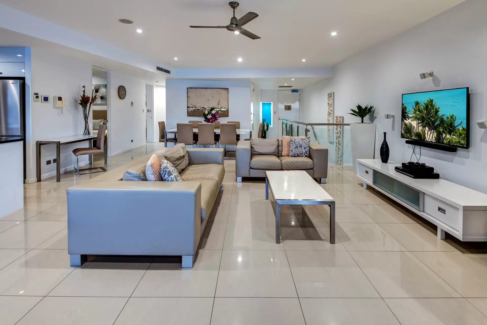 Edge 6/5 Acacia Drive, Hamilton Island Sold by Queensland Sotheby's International Realty - image 1