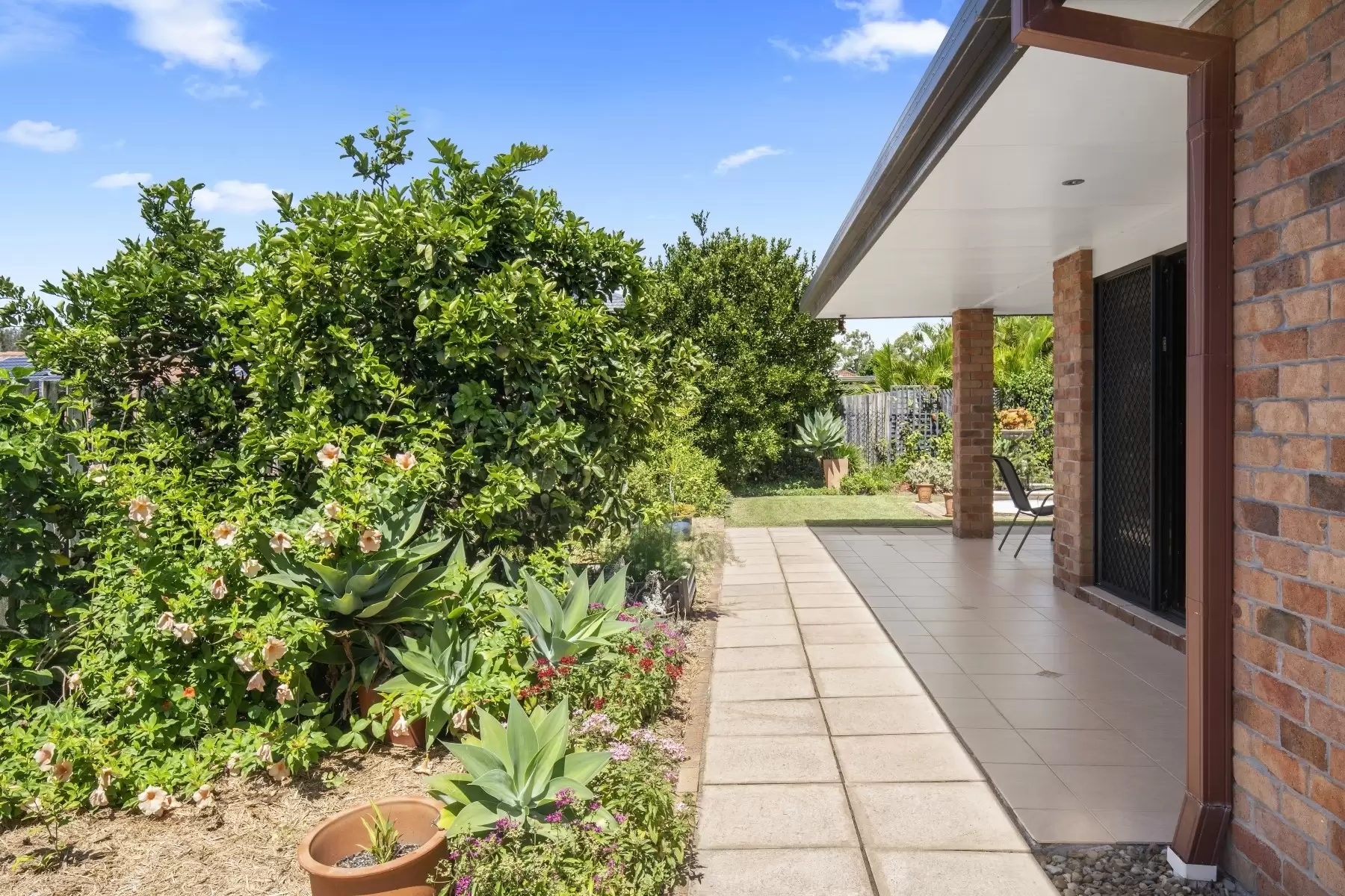 5 Greenbank Circuit, Carrara Sold by  - image 1