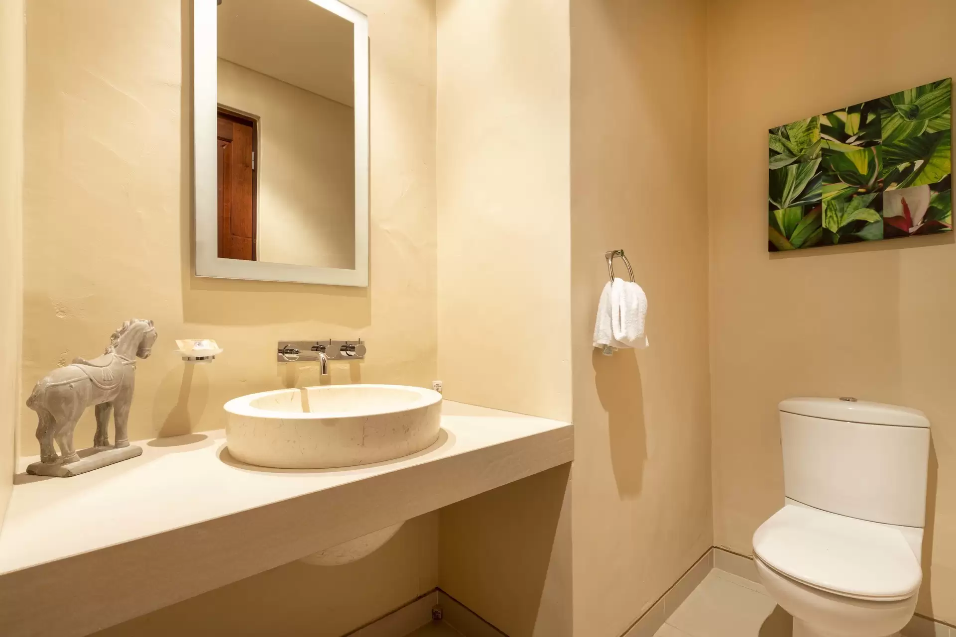 16 Bale Drive, Port Douglas Sold by Queensland Sotheby's International Realty - image 1