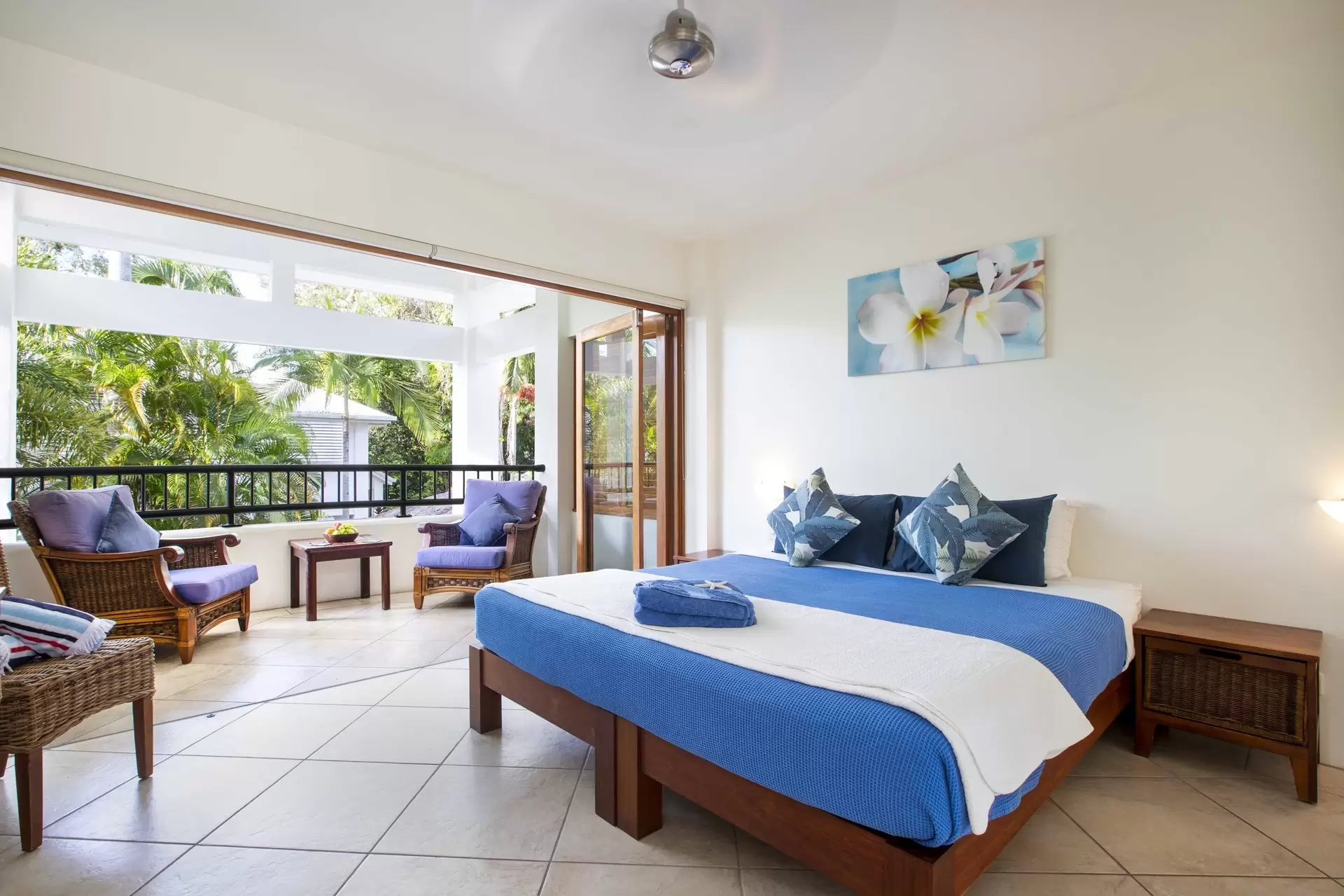3/13 Andrews Close, Port Douglas Sold by  - image 1