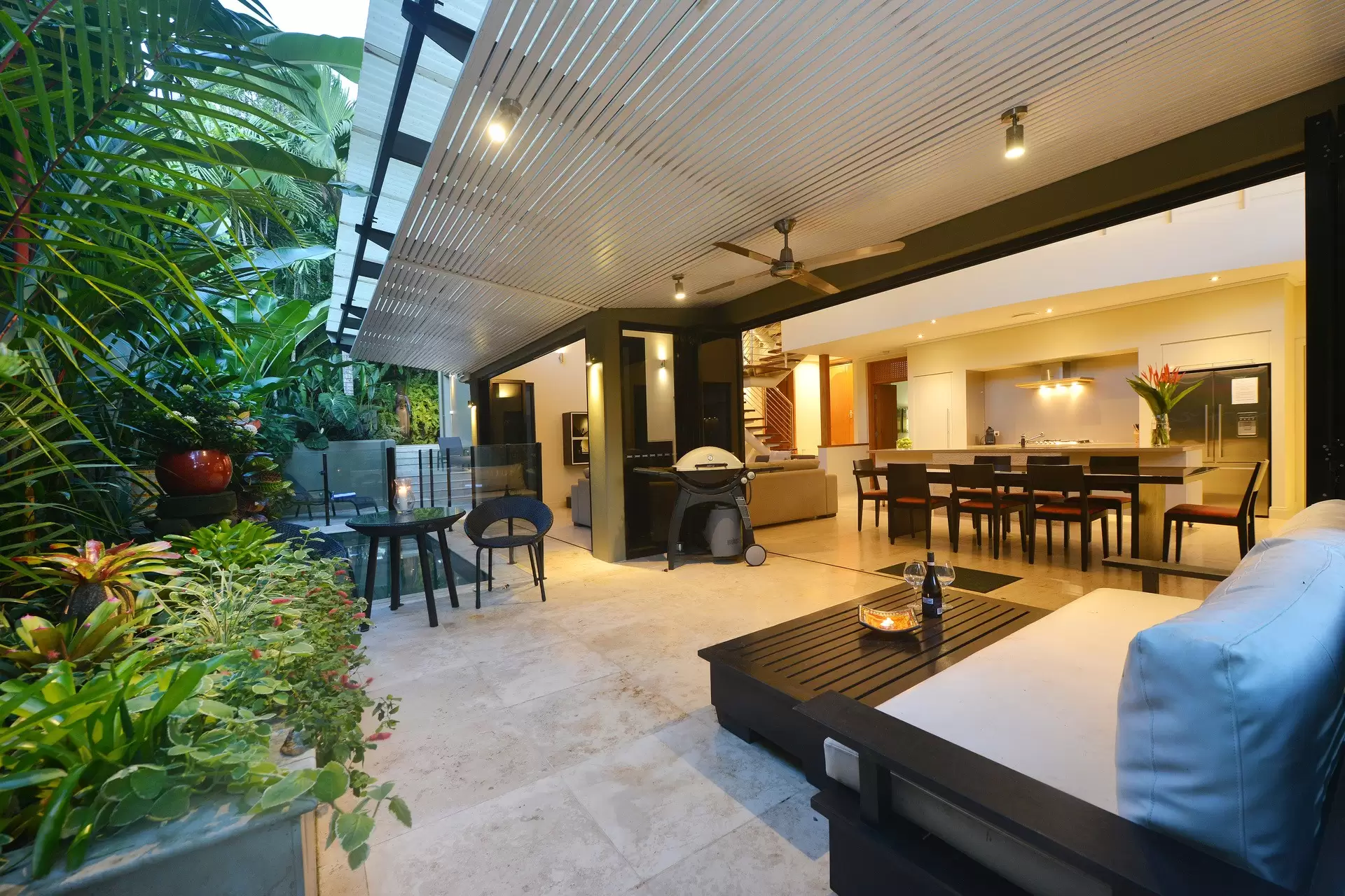 1/29 Murphy Street, Port Douglas Sold by Queensland Sotheby's International Realty - image 1