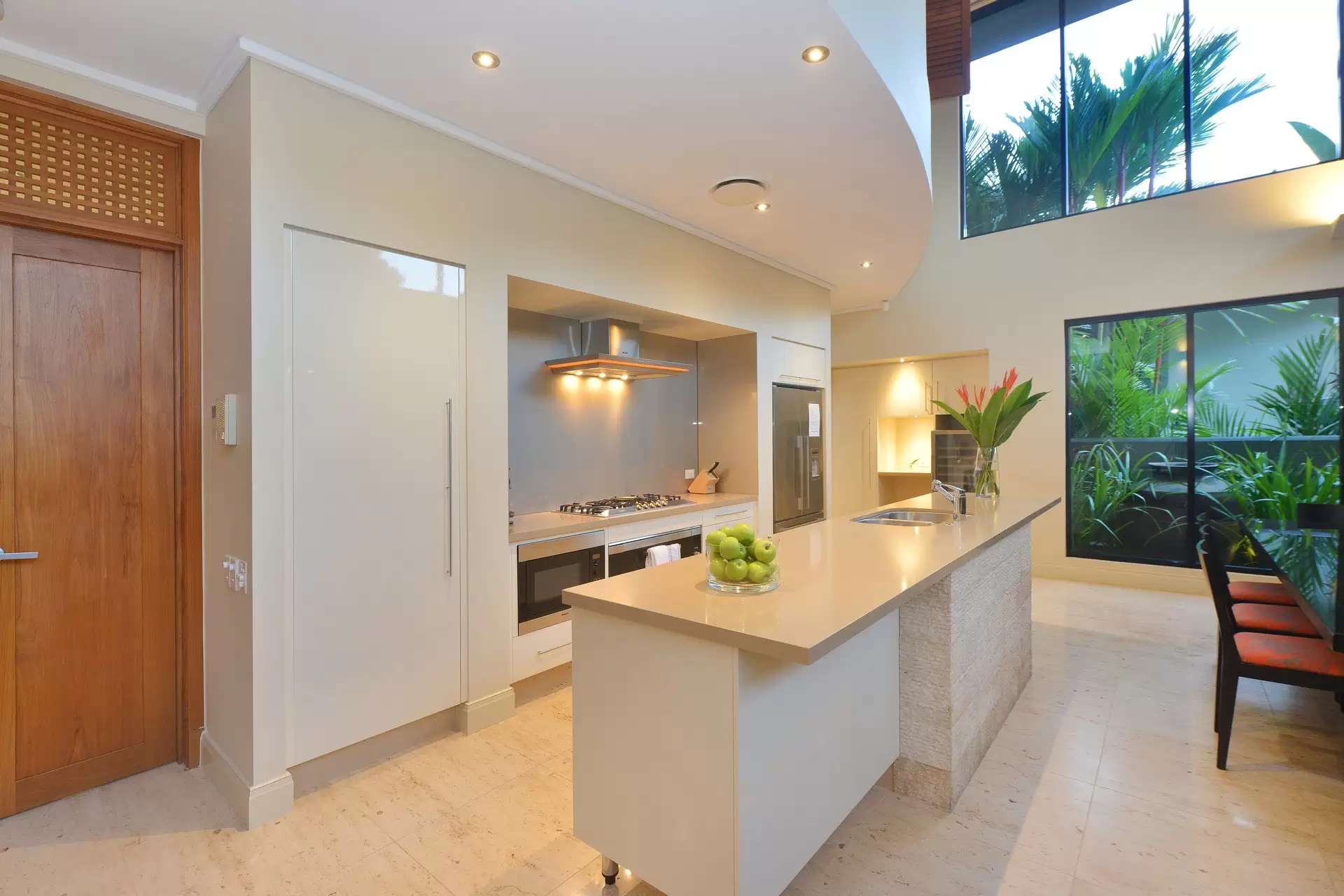 1/29 Murphy Street, Port Douglas Sold by Queensland Sotheby's International Realty - image 1