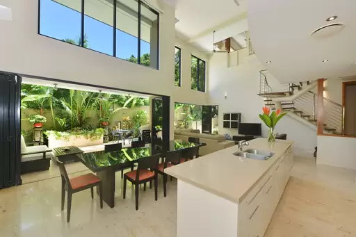 1/29 Murphy Street, Port Douglas Sold by 