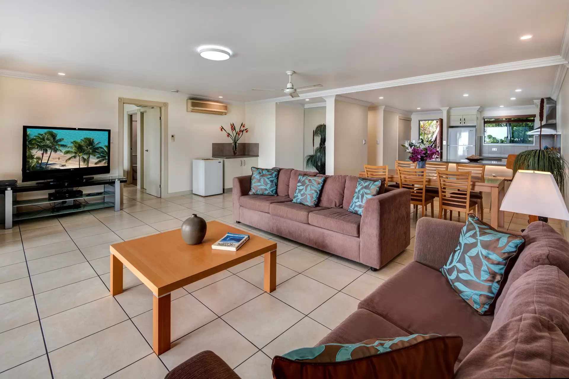 Bluewater/13 Acacia Drive, Hamilton Island Sold by Queensland Sotheby's International Realty - image 1
